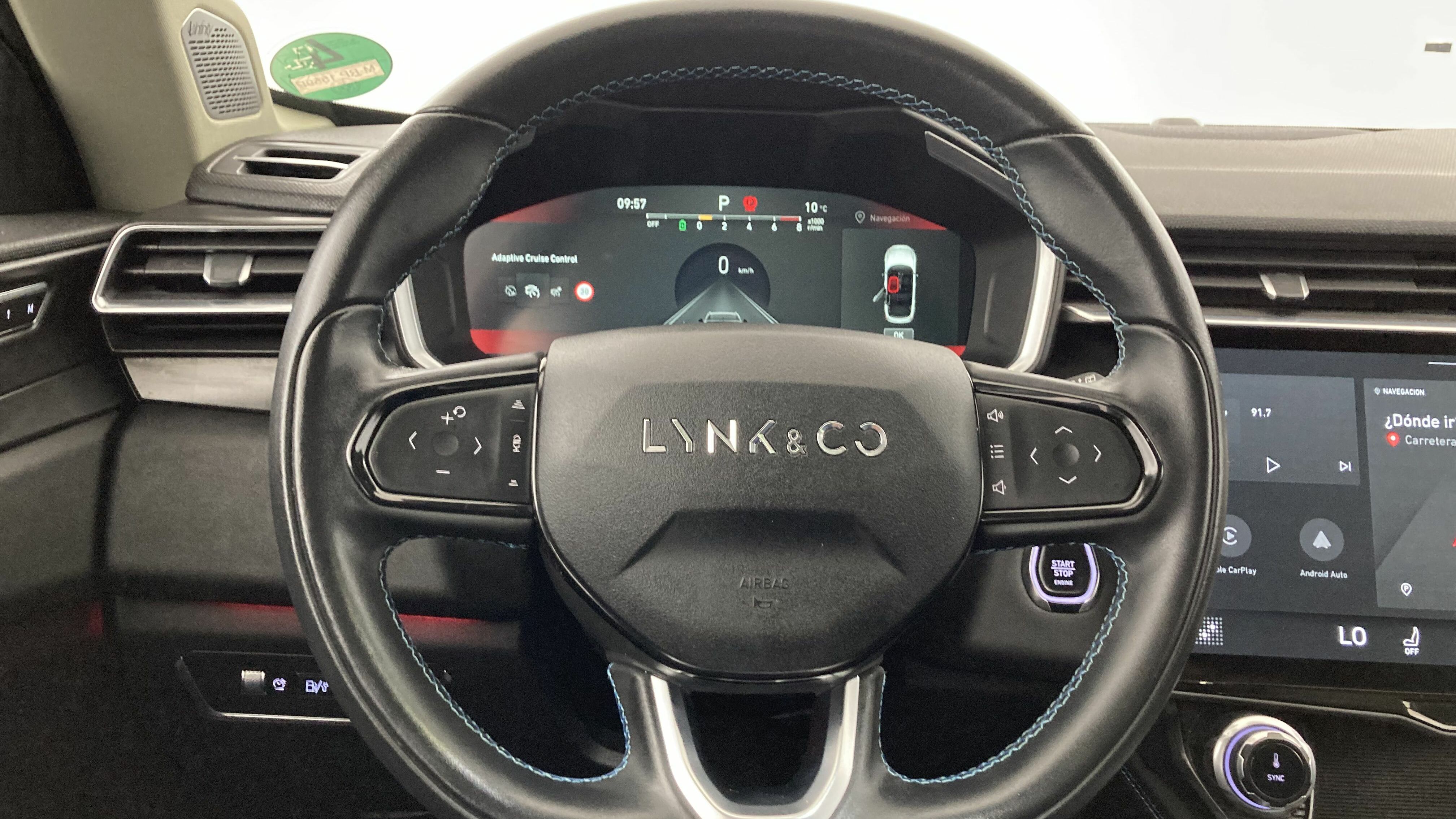 lynk&co 1 nv 1.5 PHEV 261 2022 black 18