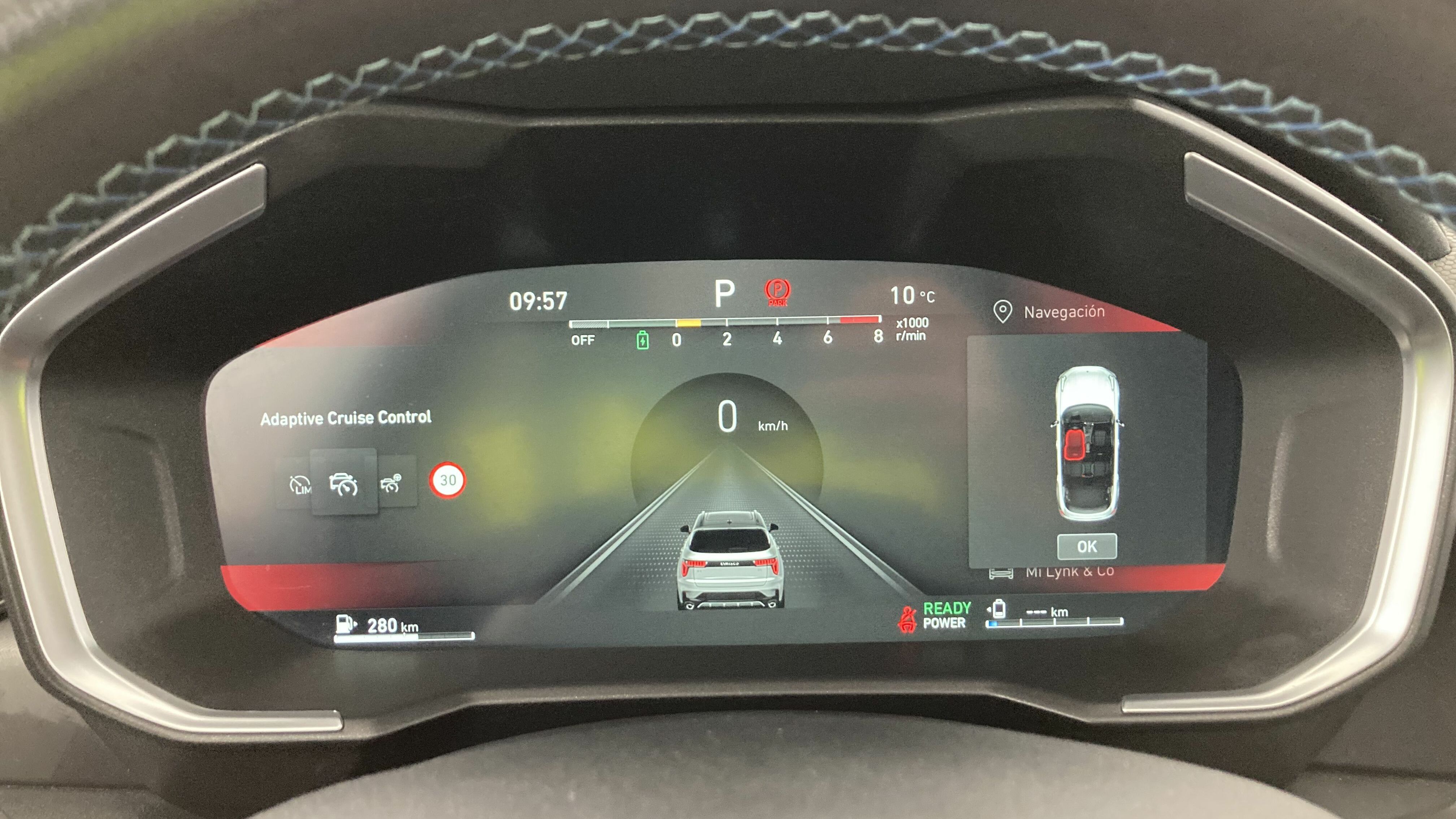 lynk&co 1 nv 1.5 PHEV 261 2022 black 19