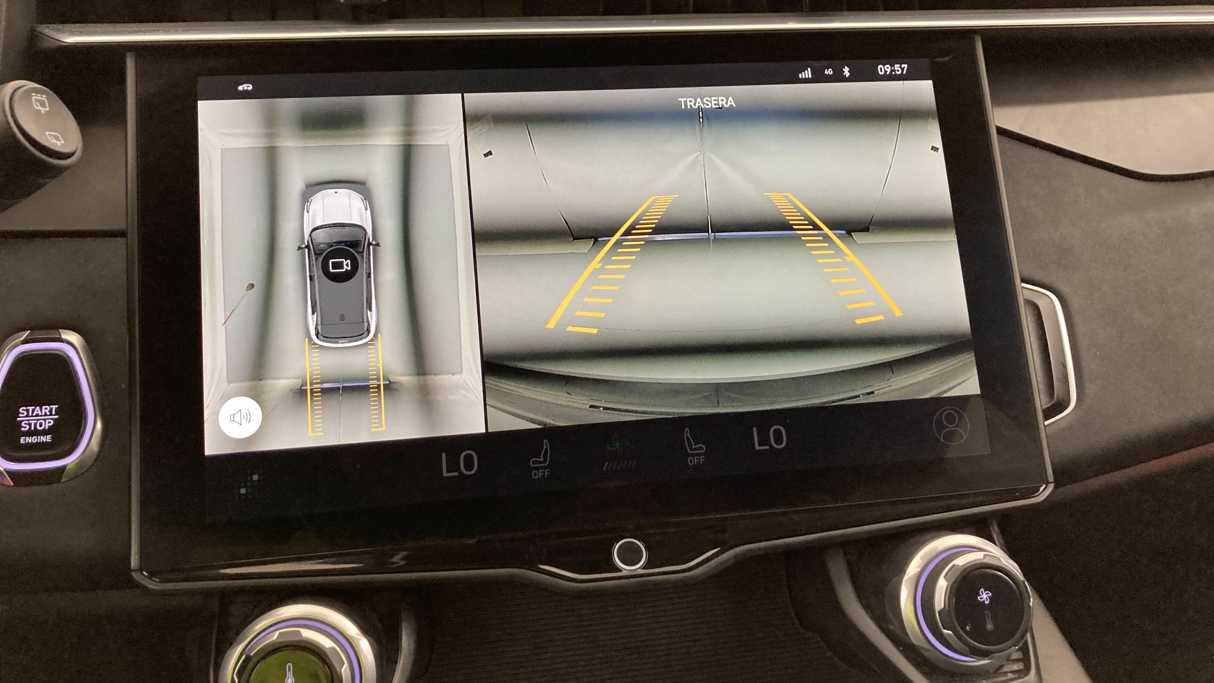 lynk&co 1 nv 1.5 PHEV 261 2022 black 20