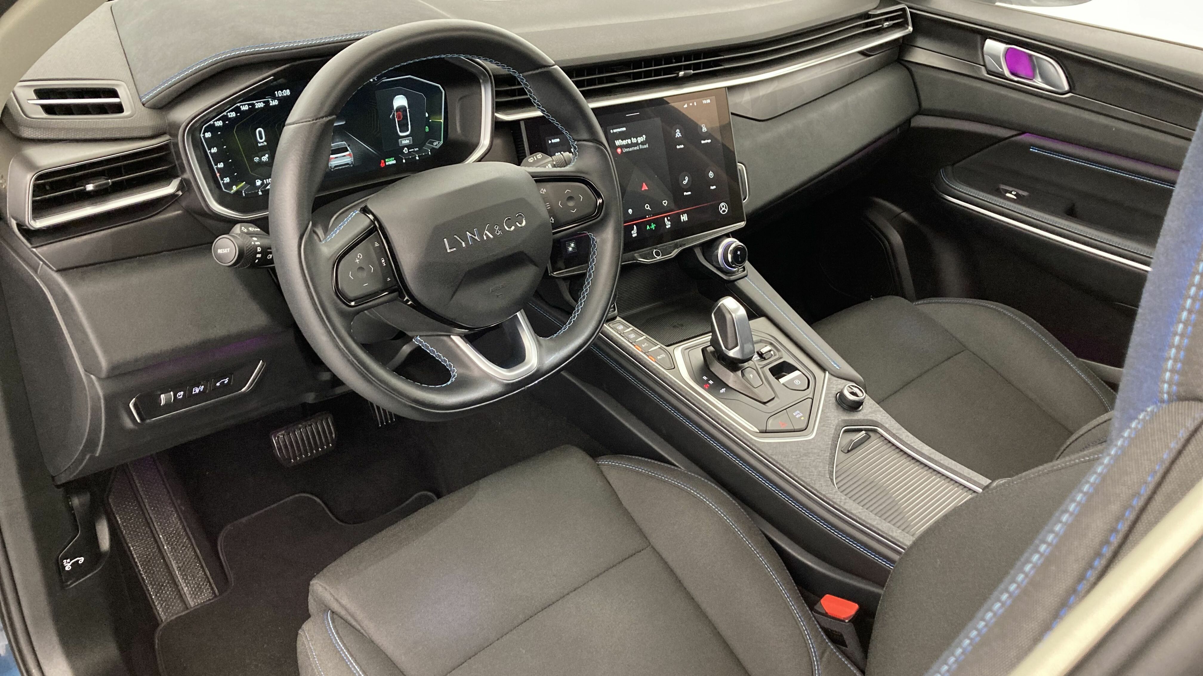 lynk&co 1 nv 1.5 PHEV 261 2022 blue 16