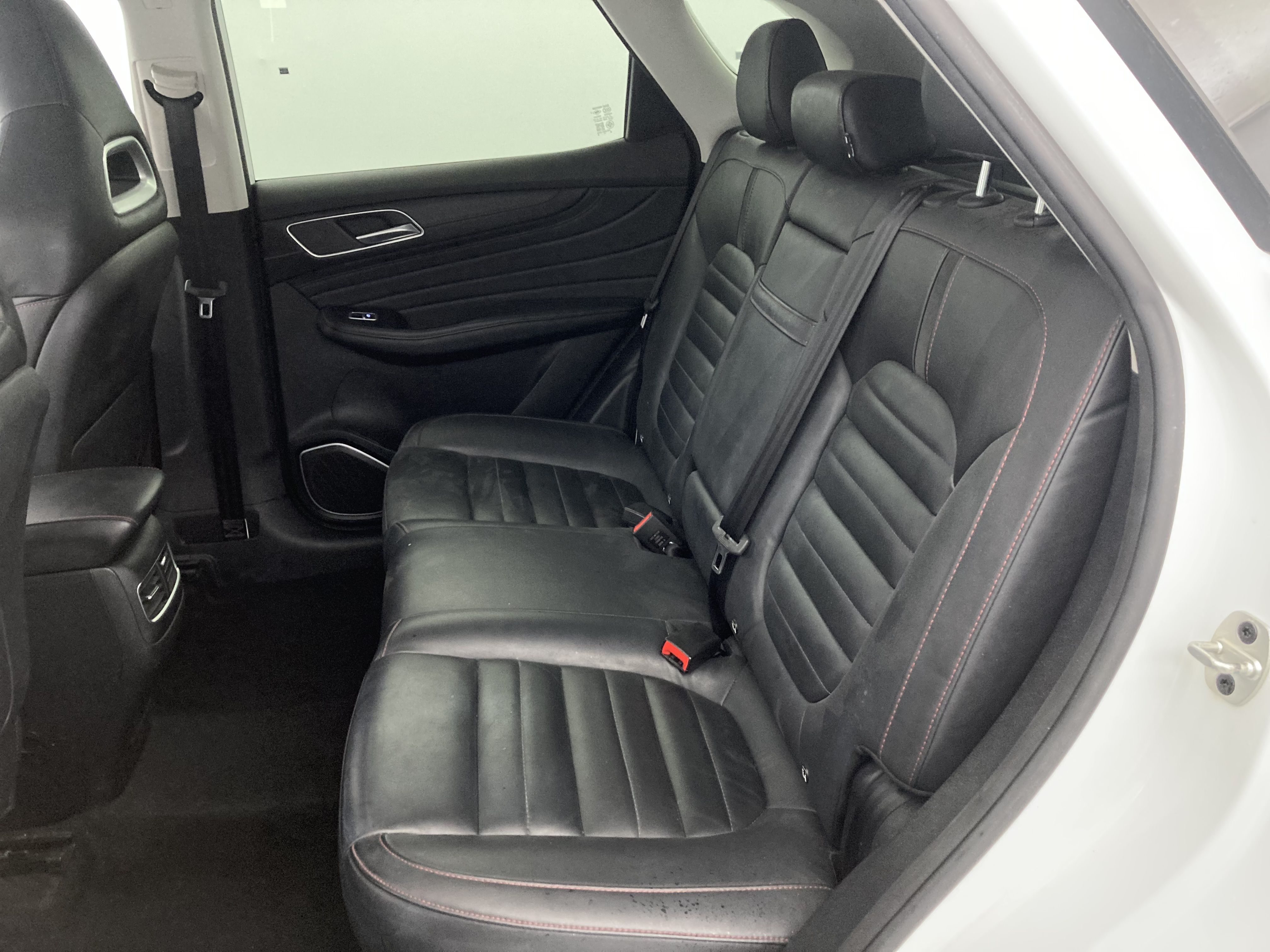 mg ehs phev luxury 1.5 T-GDI 258 PHEV 2023 dover white 23