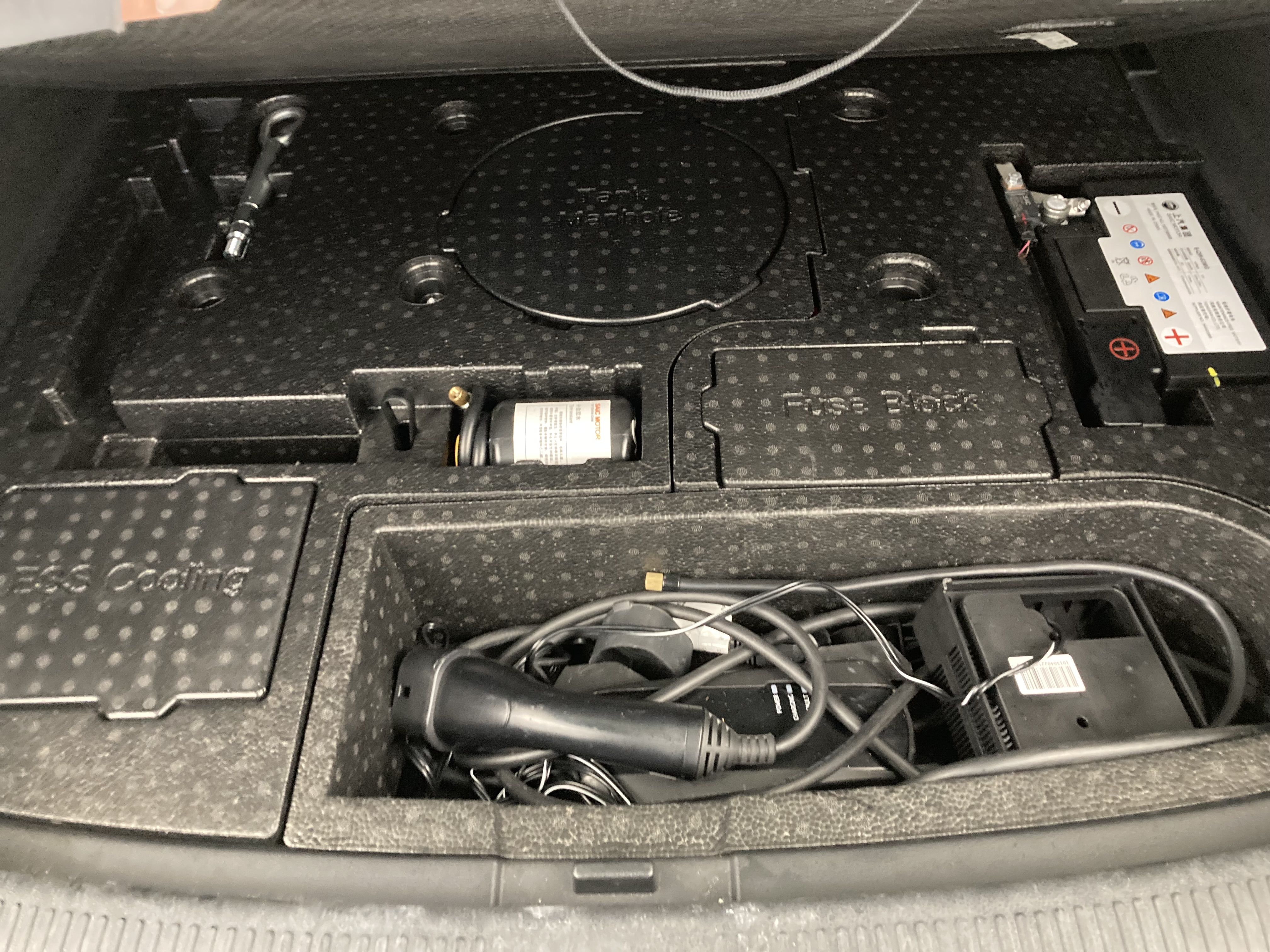 mg ehs phev luxury 1.5 T-GDI 258 PHEV 2023 dover white 26