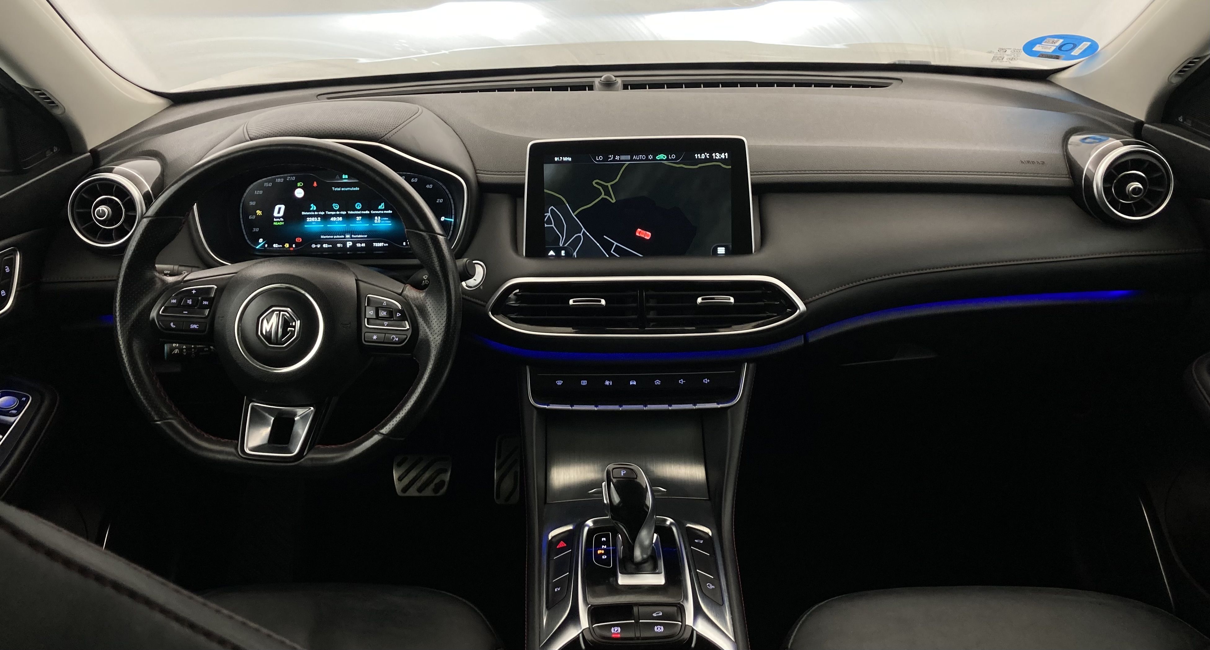 mg ehs phev luxury 1.5 T-GDI 258 PHEV 2023 dover white 31