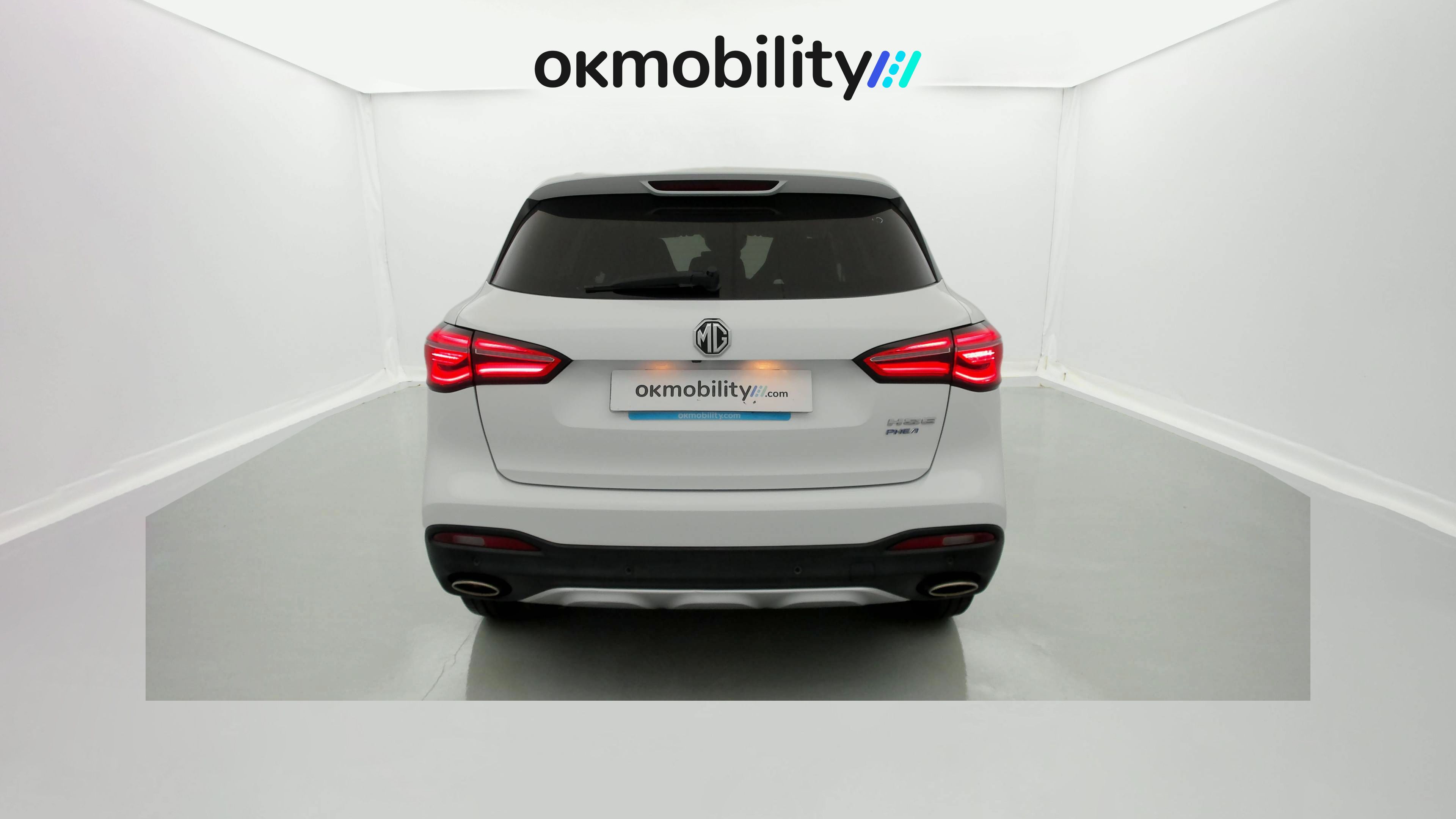 mg ehs phev luxury 1.5 T-GDI 258 PHEV 2023 dover white 12