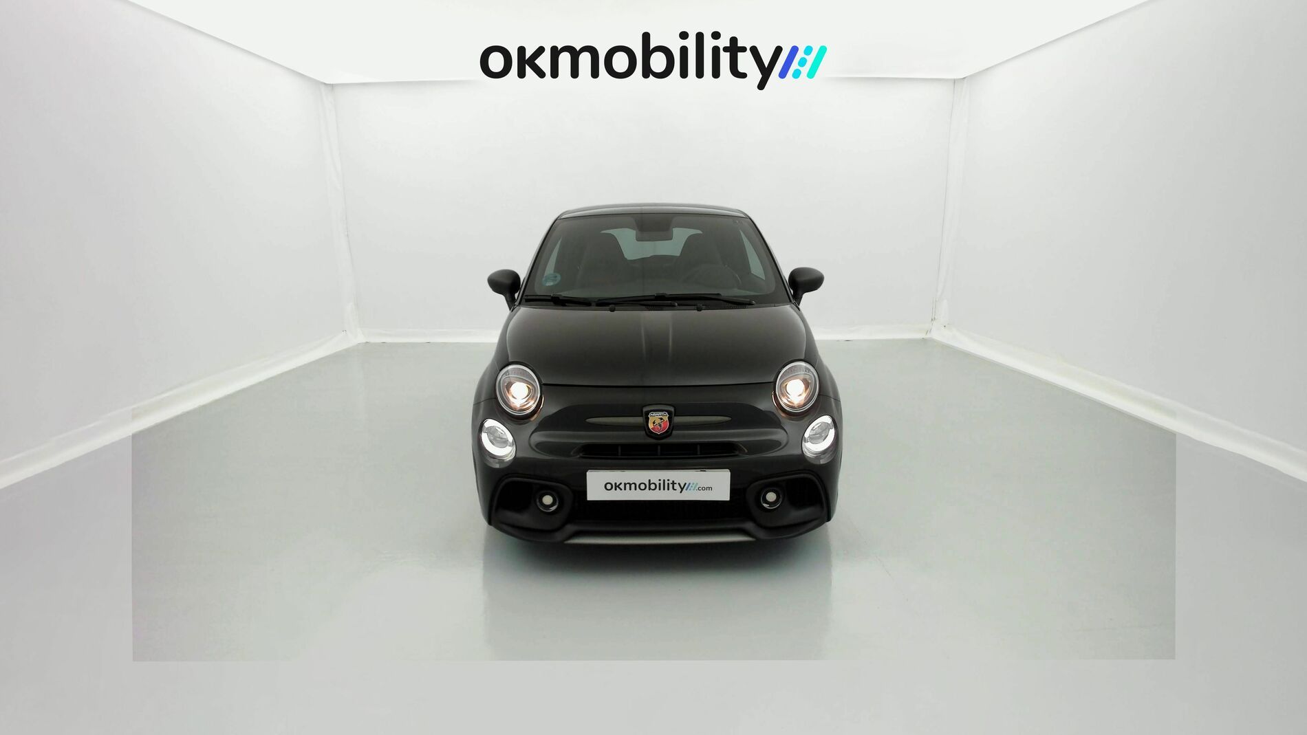 abarth 695 nv 1.4 T-JET 180 2023 negro scorpione 4