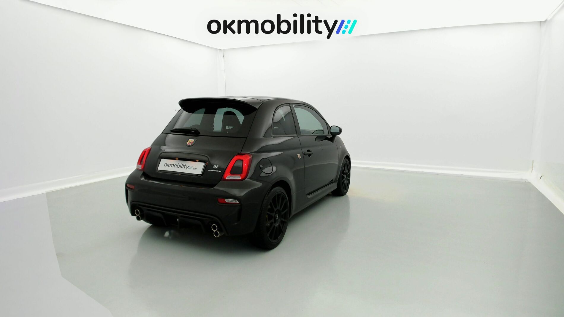 abarth 695 nv 1.4 T-JET 180 2023 negro scorpione 11