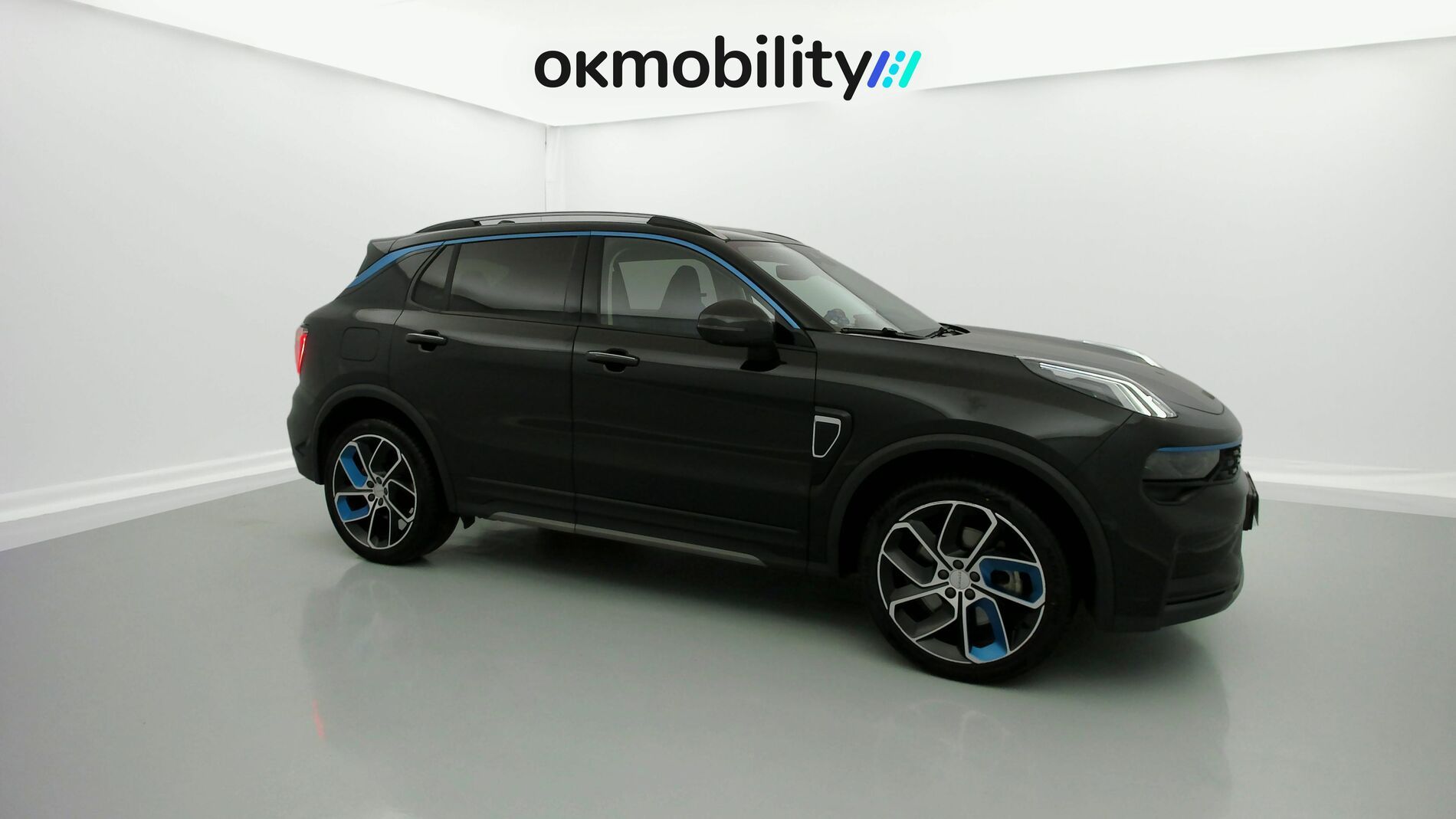 lynk&co 1 nv 1.5 PHEV 261 2022 black 2
