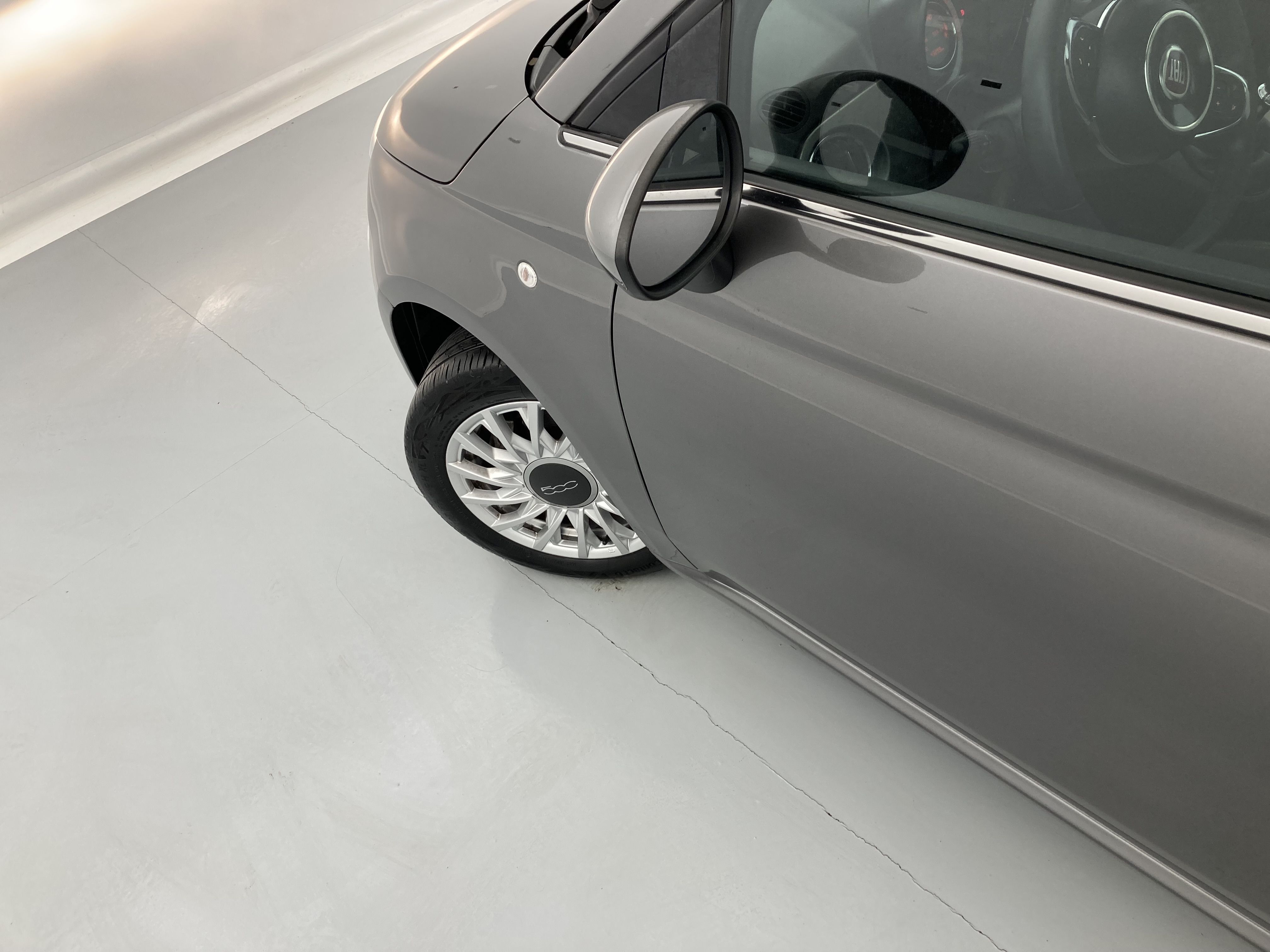 fiat 500 dolcevita 1.0 HYBRID 70 MHEV 2022 gris pompei 32