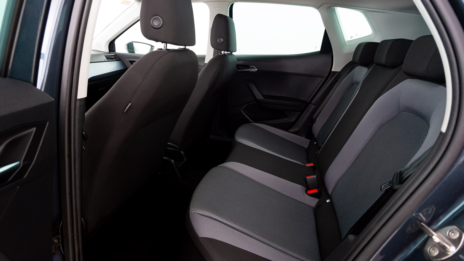 seat arona style 1.0 TSI ECOMOTIVE DSG 115 2018 gris magnetic 20