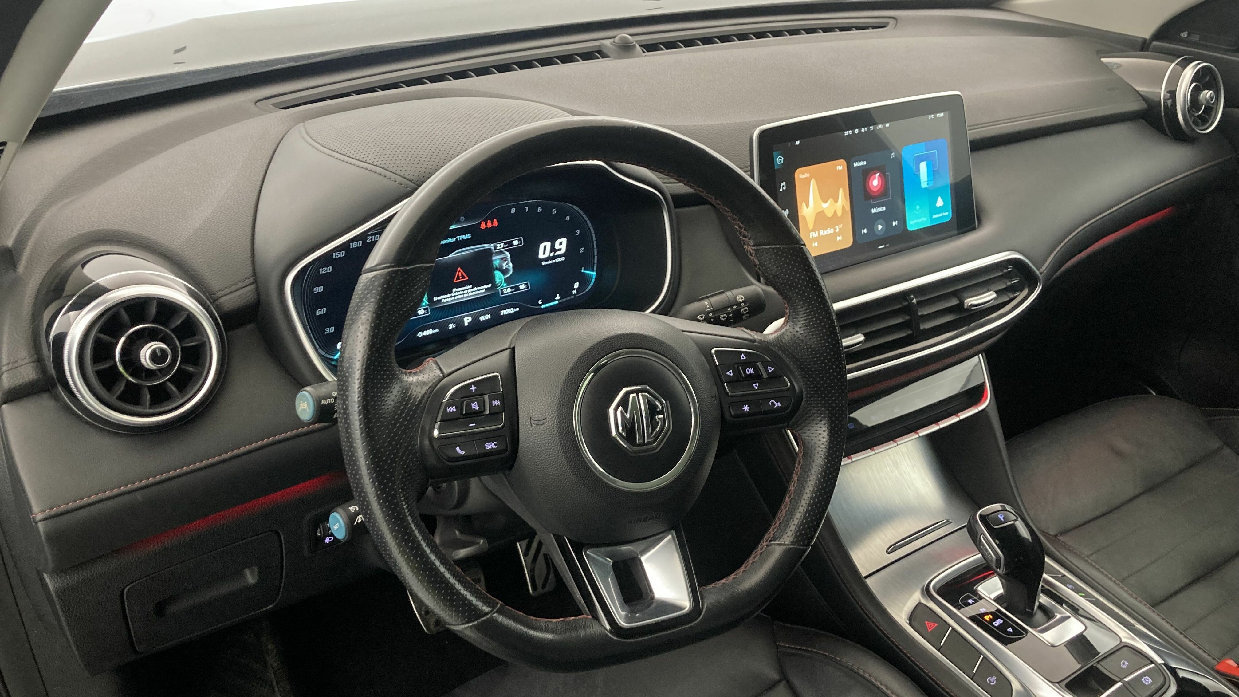 mg hs luxury 1.5 T-GDI 162 AT 2023 pebble black 14