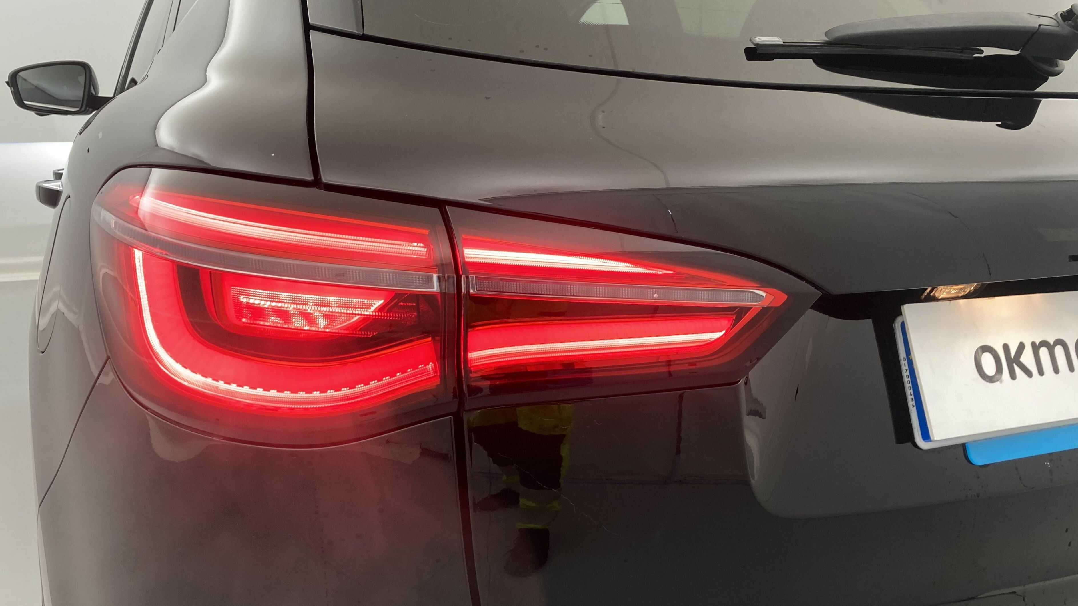 mg hs luxury 1.5 T-GDI 162 AT 2023 pebble black 29