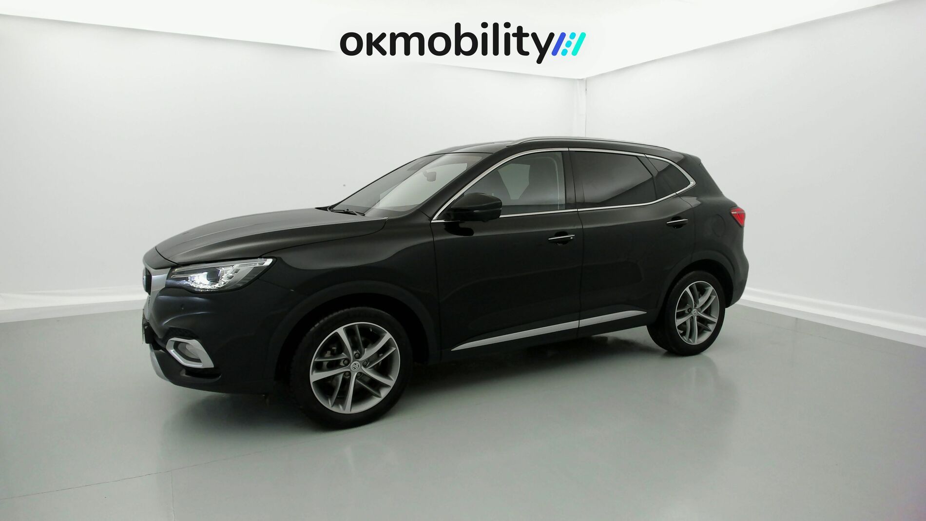 mg hs luxury 1.5 T-GDI 162 AT 2023 pebble black 4