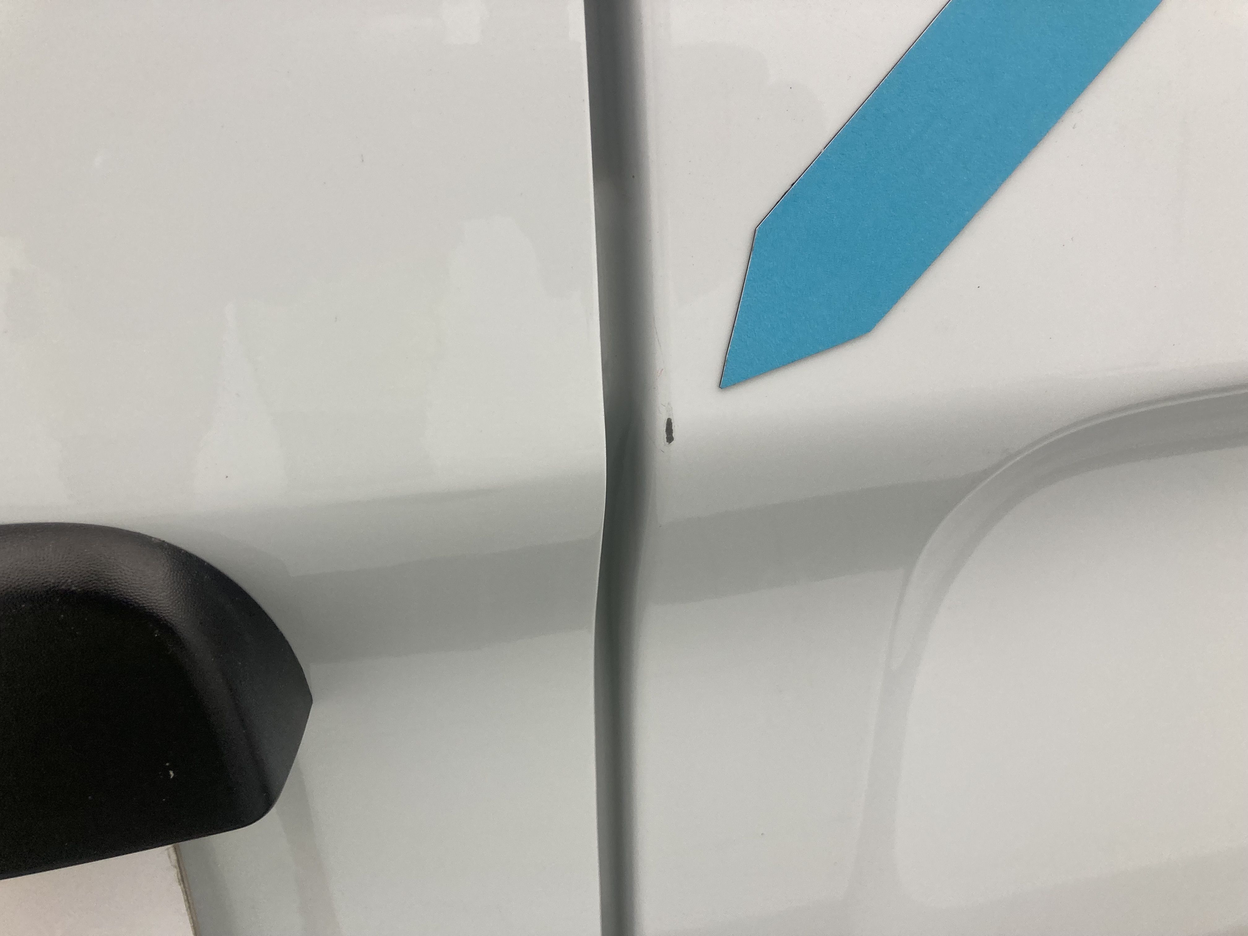 renault trafic furgon l1h1 2.0 BLUEDCI 130 2023 blanco glaciar 24