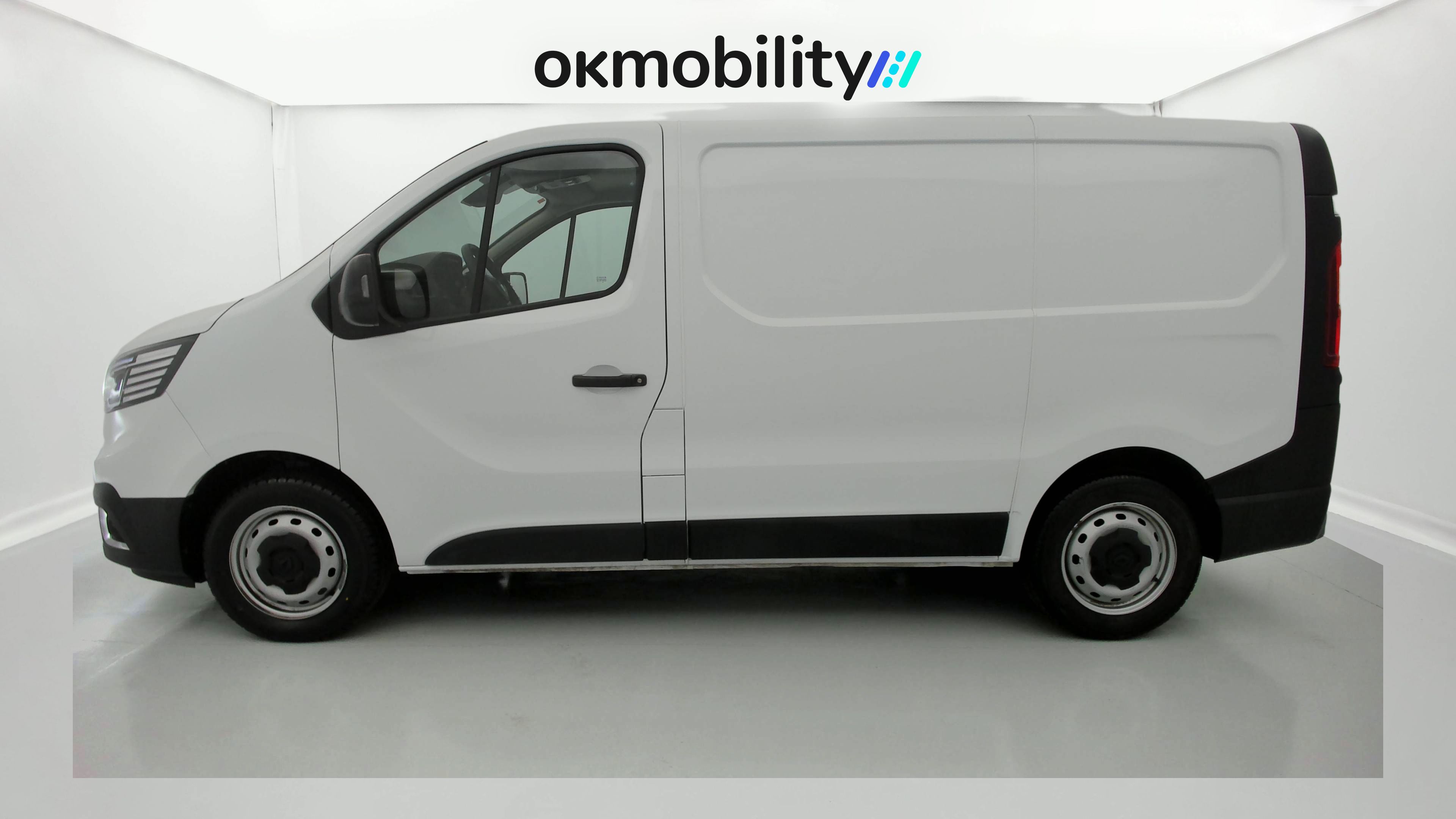 renault trafic furgon l1h1 2.0 BLUEDCI 130 2023 blanco glaciar 7