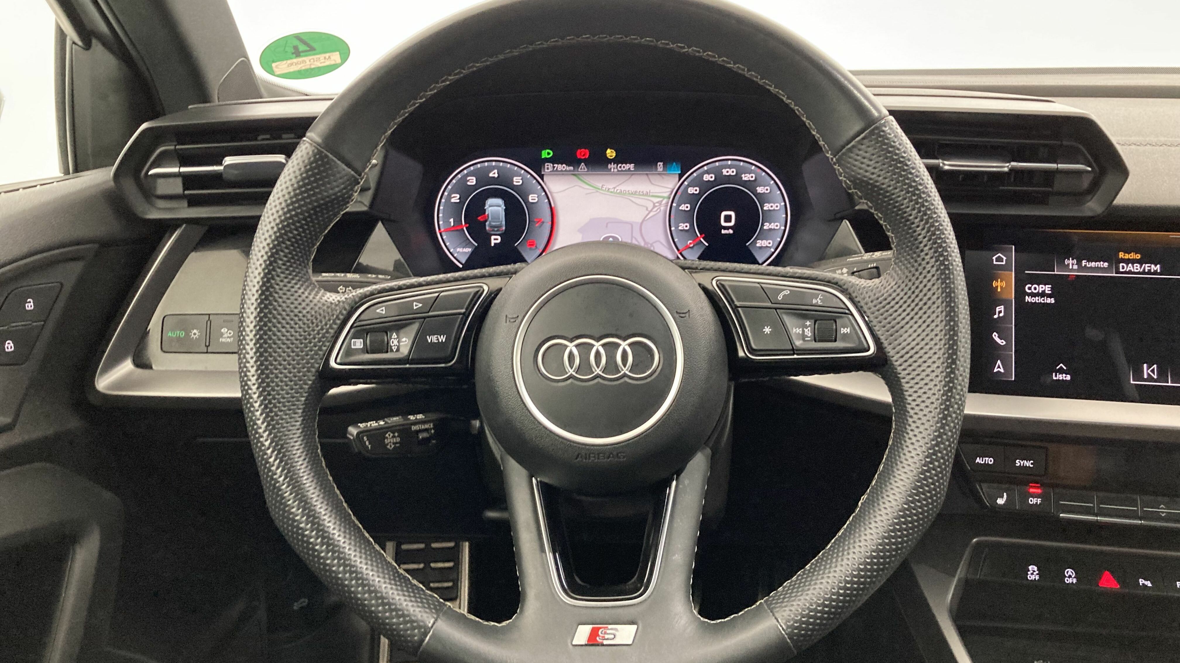 audi a3 sportback s line 35 TFSI 150 STRONIC 2023 gletscherweiss metallic 17