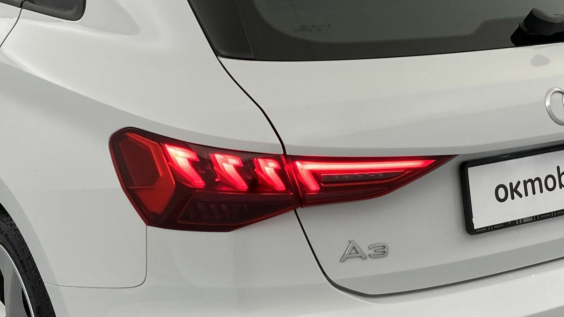 audi a3 sportback s line 35 TFSI 150 STRONIC 2023 gletscherweiss metallic 30