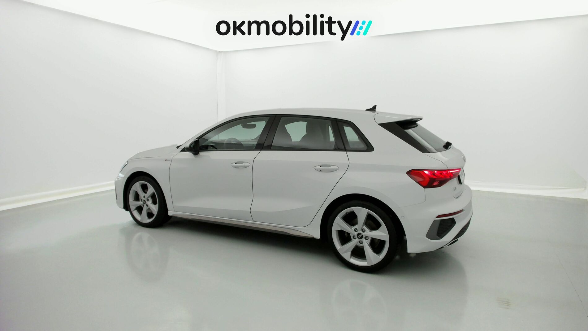audi a3 sportback s line 35 TFSI 150 STRONIC 2023 gletscherweiss metallic 8