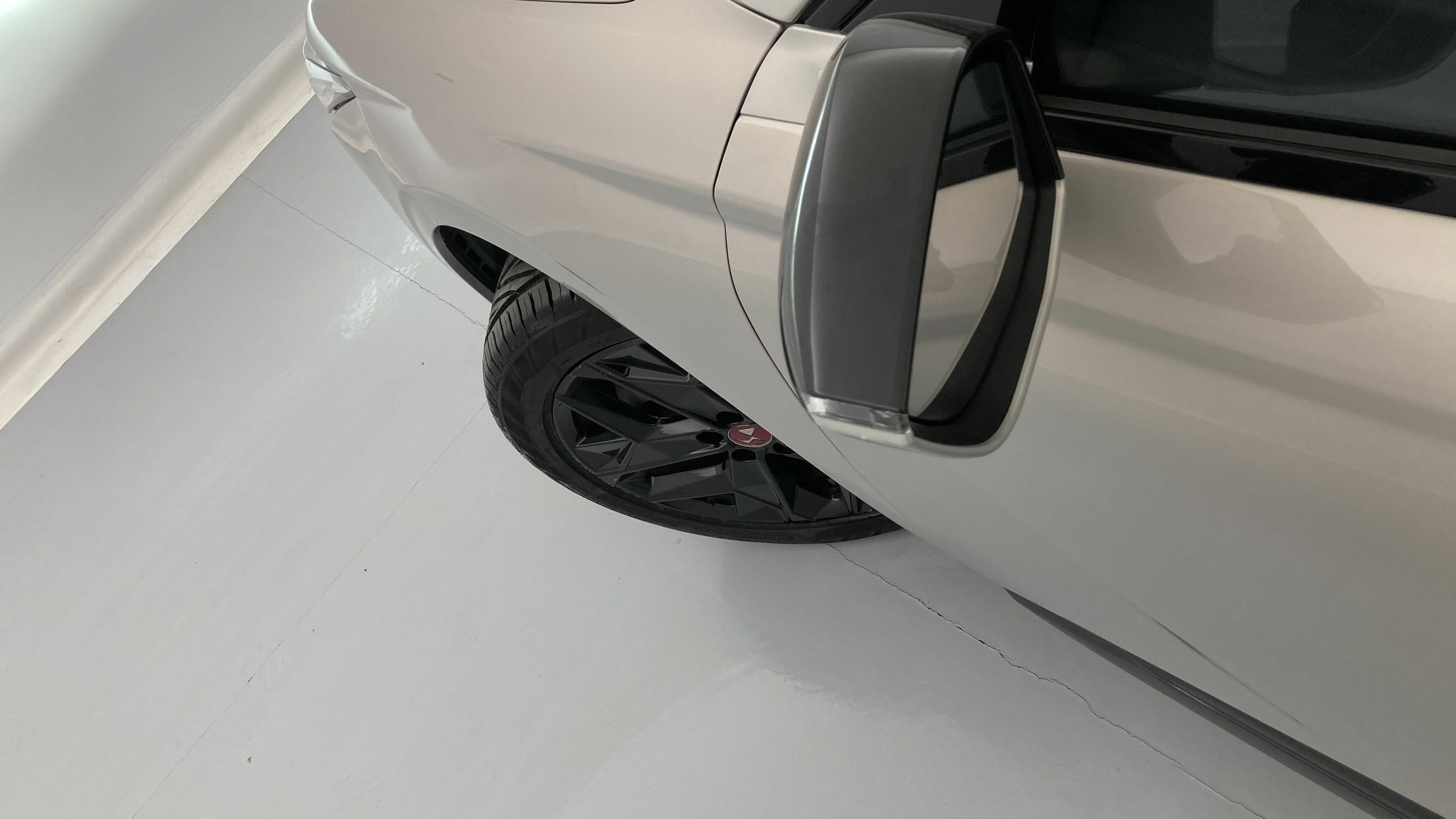 ds ds4 performance line + E-TENSE 225 CA 2023 crystal pearl 27