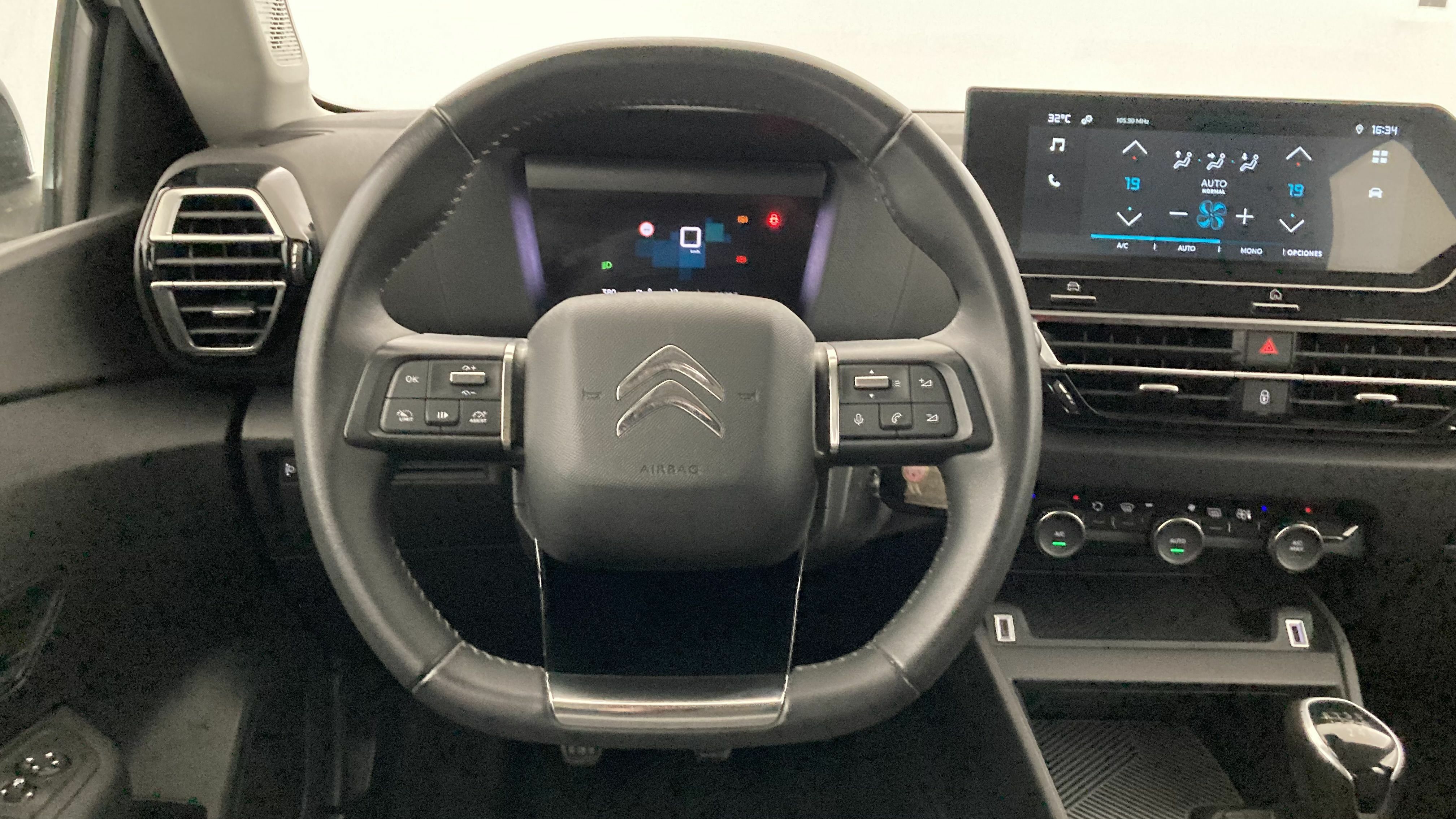 citroen c4 feel pack 1.2 PURETECH 130 2023 gris acero 17