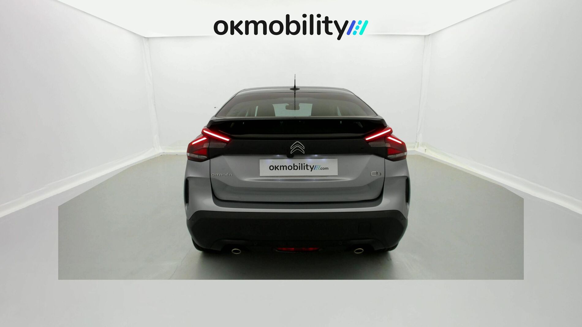 citroen c4 feel pack 1.2 PURETECH 130 2023 gris acero 10