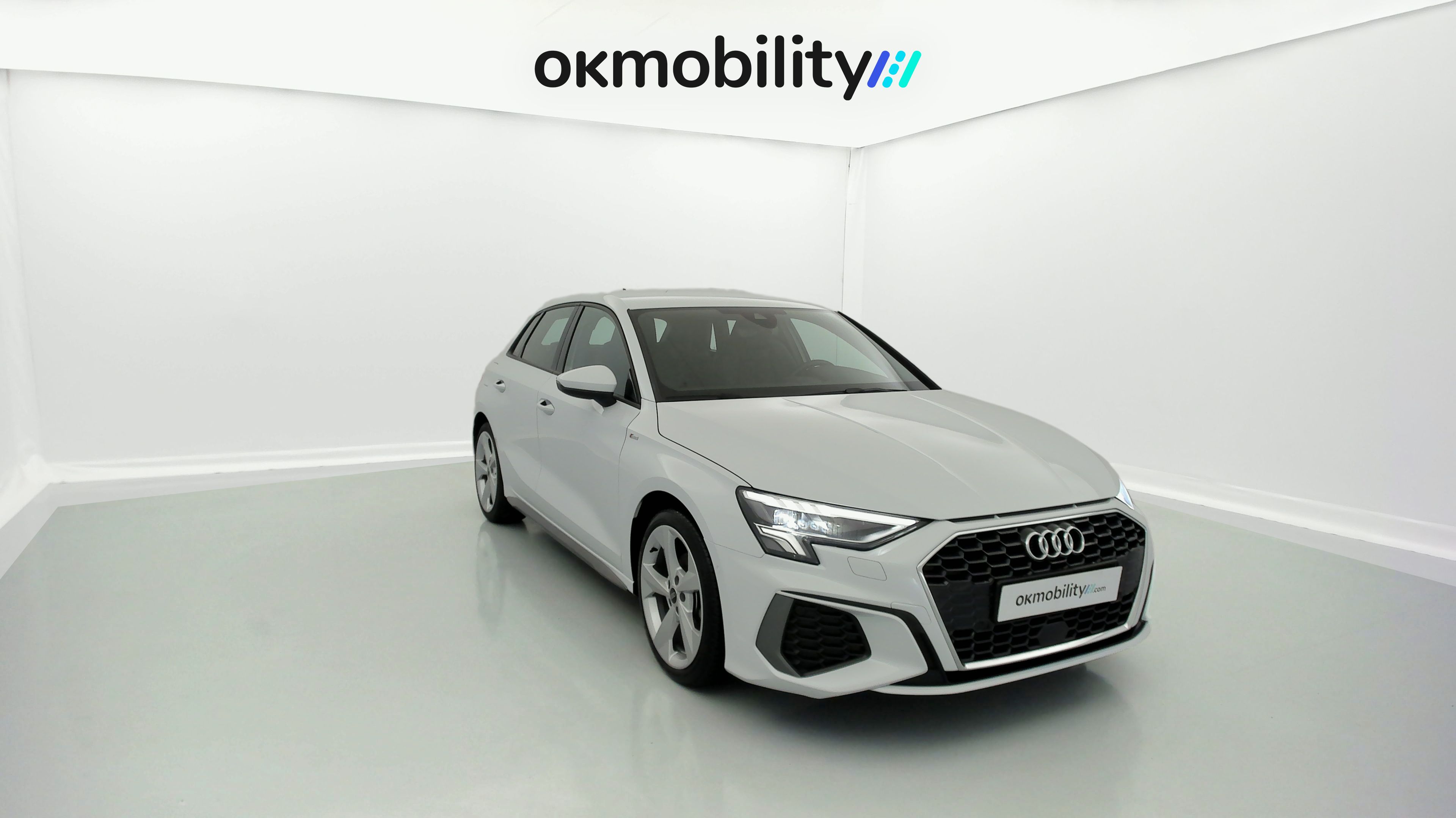 audi a3 sportback s line 35 TFSI 150 STRONIC 2024 gletscherweiss metallic 4
