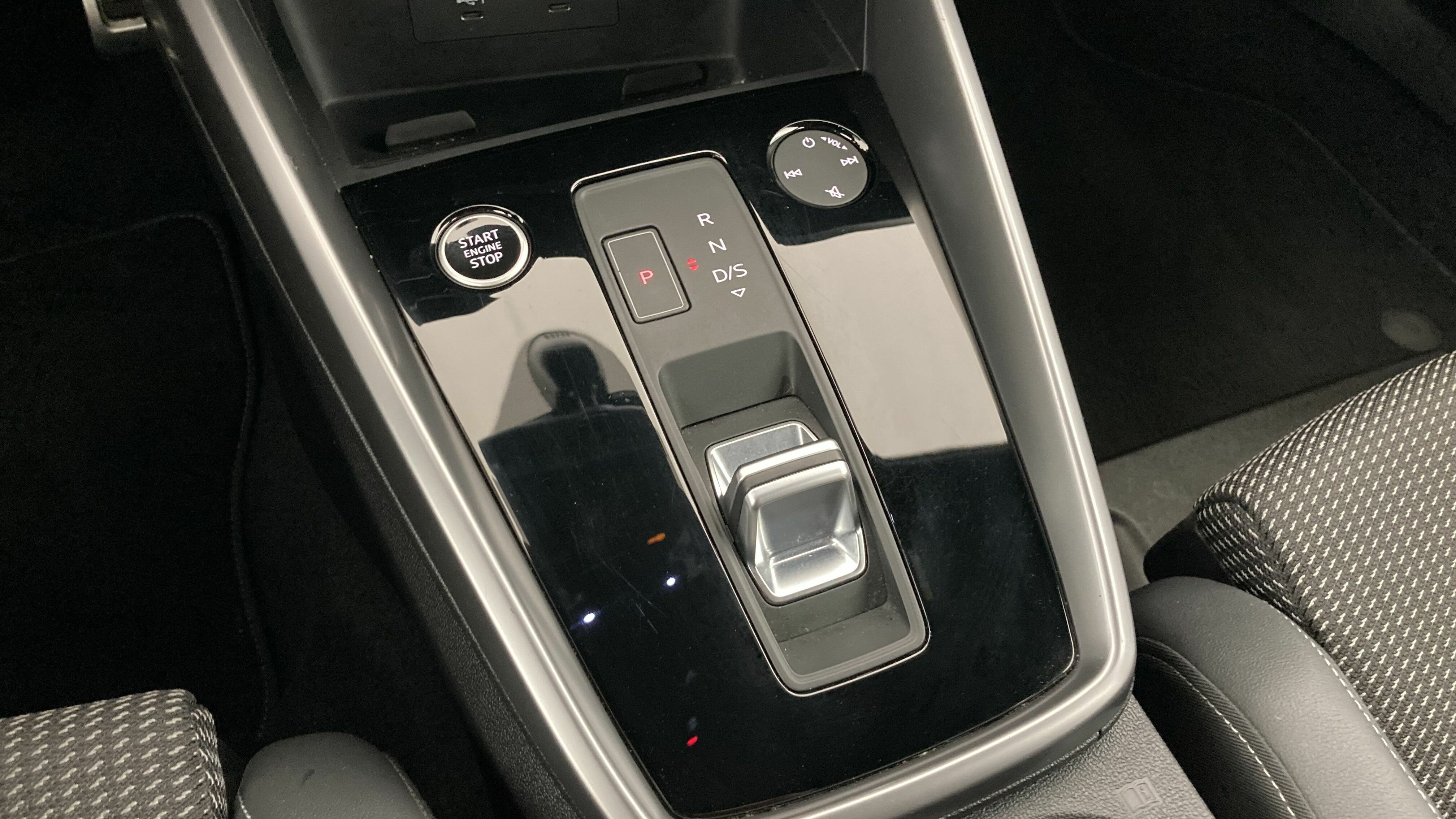 audi a3 sportback s line 35 TFSI 150 STRONIC 2023 ibis weiss 20