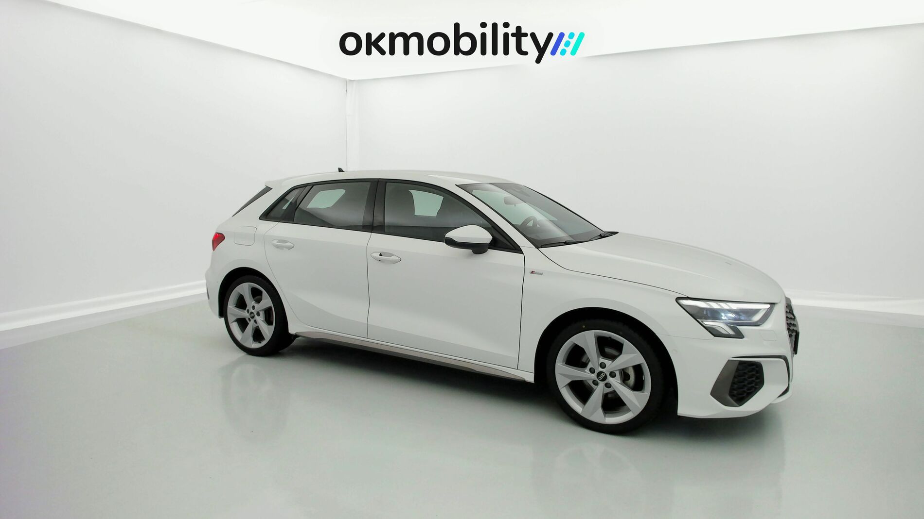 audi a3 sportback s line 35 TFSI 150 STRONIC 2023 ibis weiss 2
