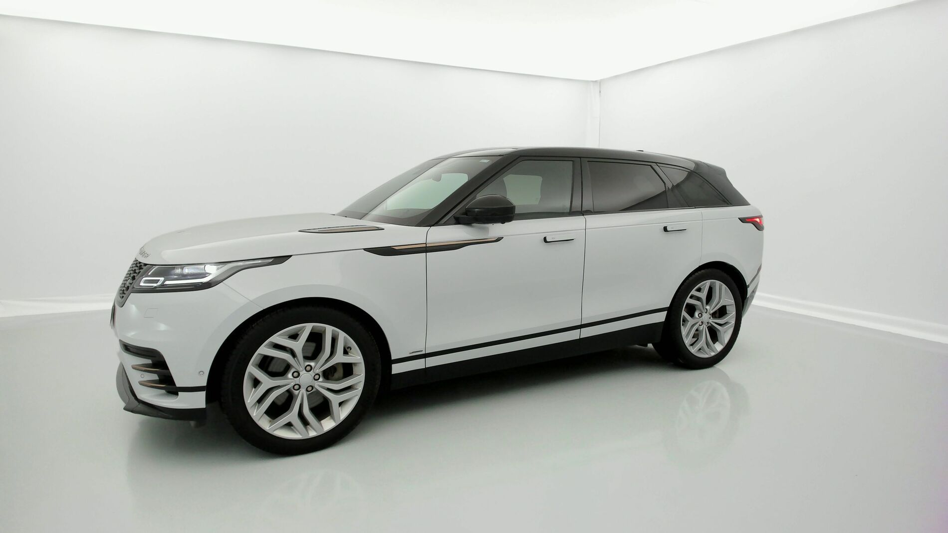 land rover range rover velar r-dynamic se 3.0D 275CV AUTO 2020 yulong white / narvik black 5