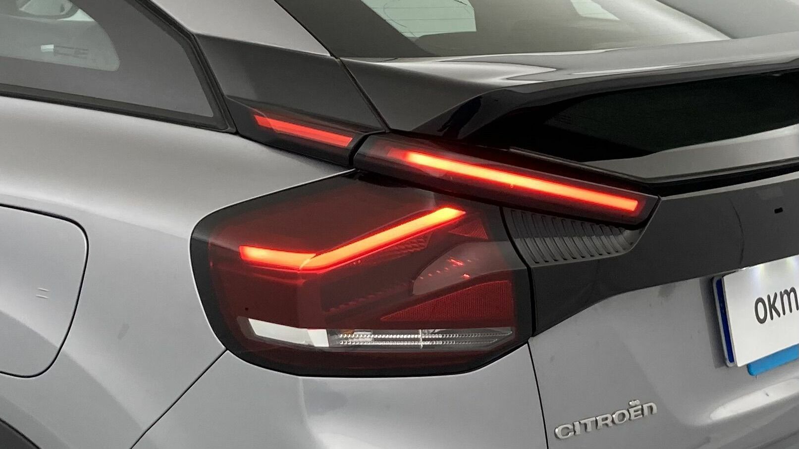 citroen c4 feel pack 1.2 PURETECH 130 2023 gris acero 30