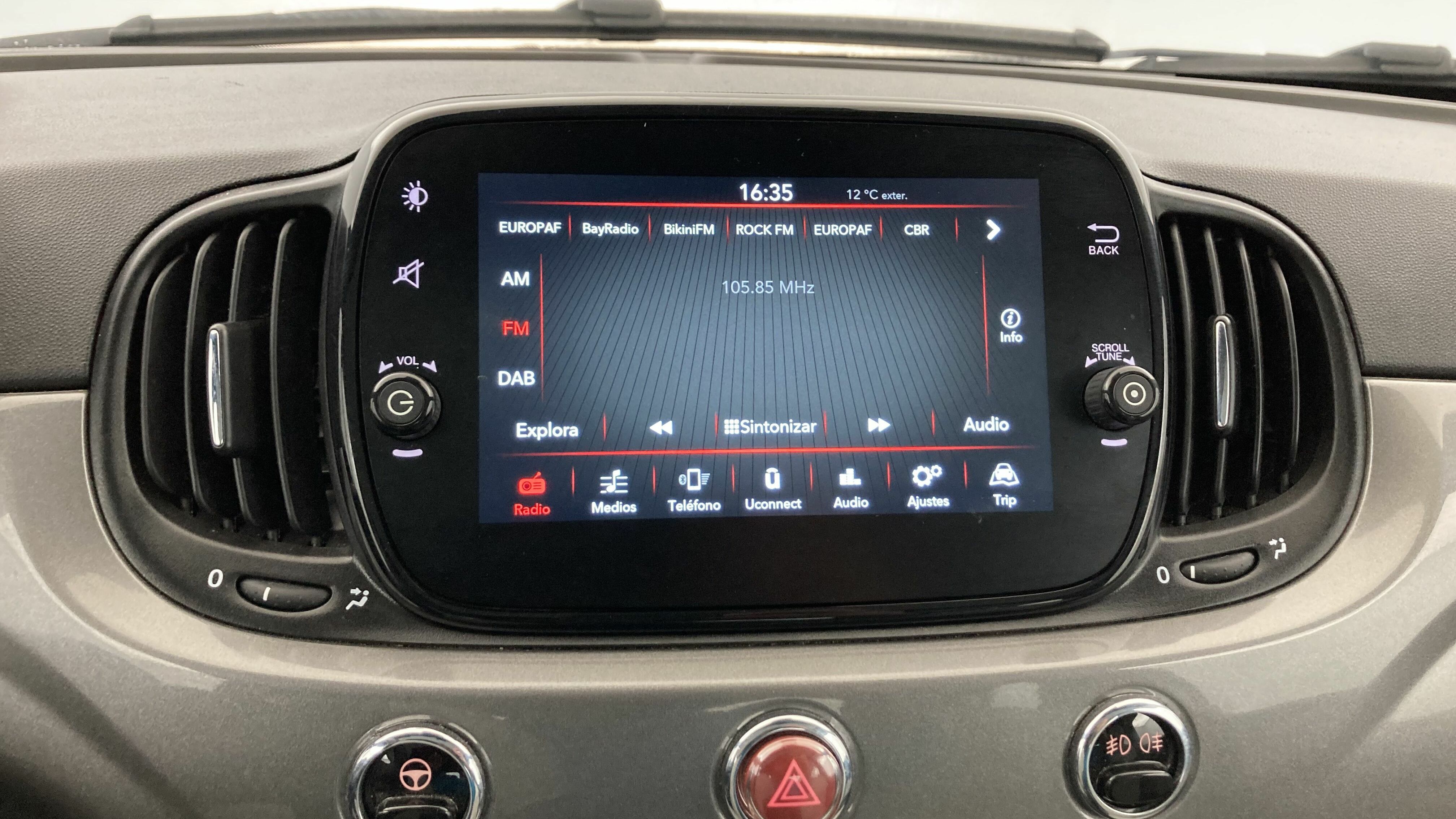 fiat 500 dolcevita 1.0 HYBRID 70 MHEV 2023 gris pompei 15