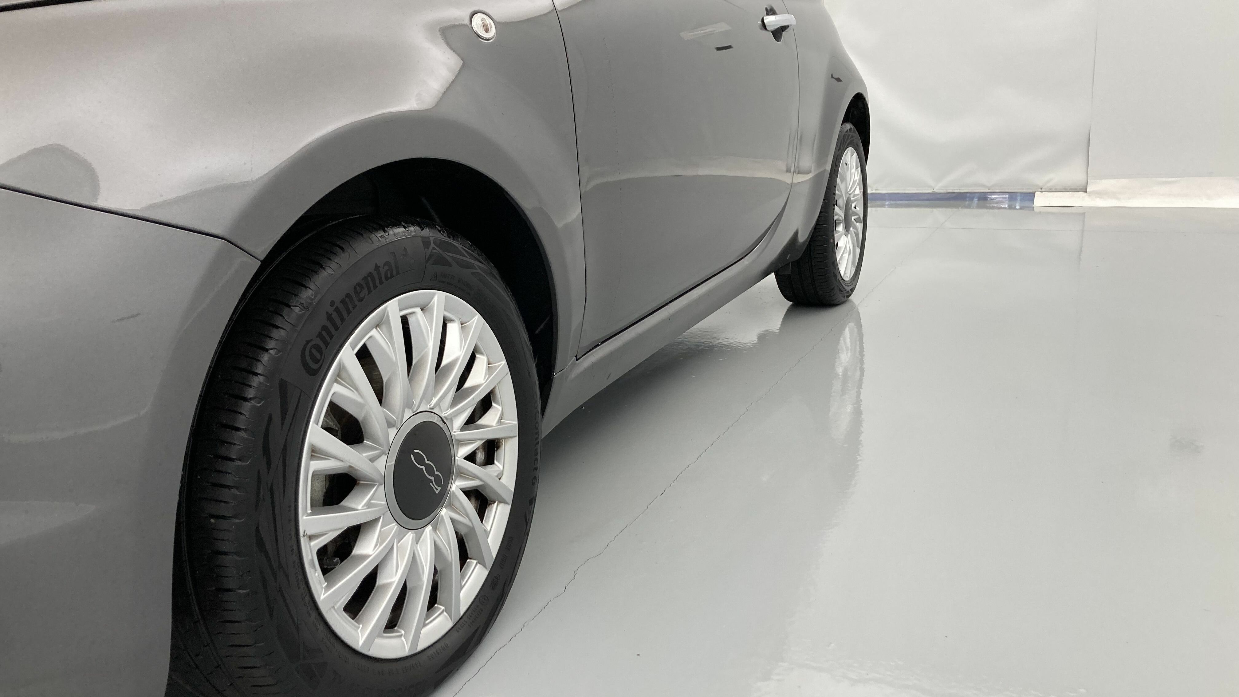 fiat 500 dolcevita 1.0 HYBRID 70 MHEV 2023 gris pompei 20