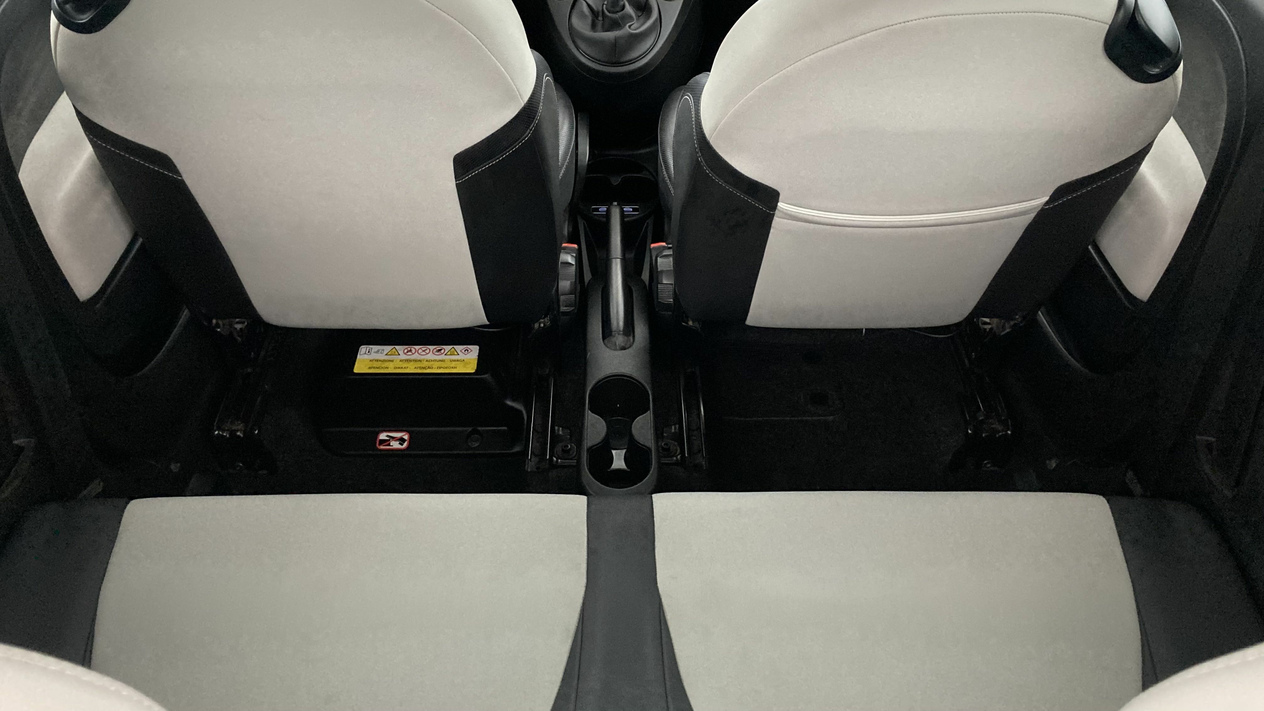 fiat 500 dolcevita 1.0 HYBRID 70 MHEV 2023 negro vesuvio 22
