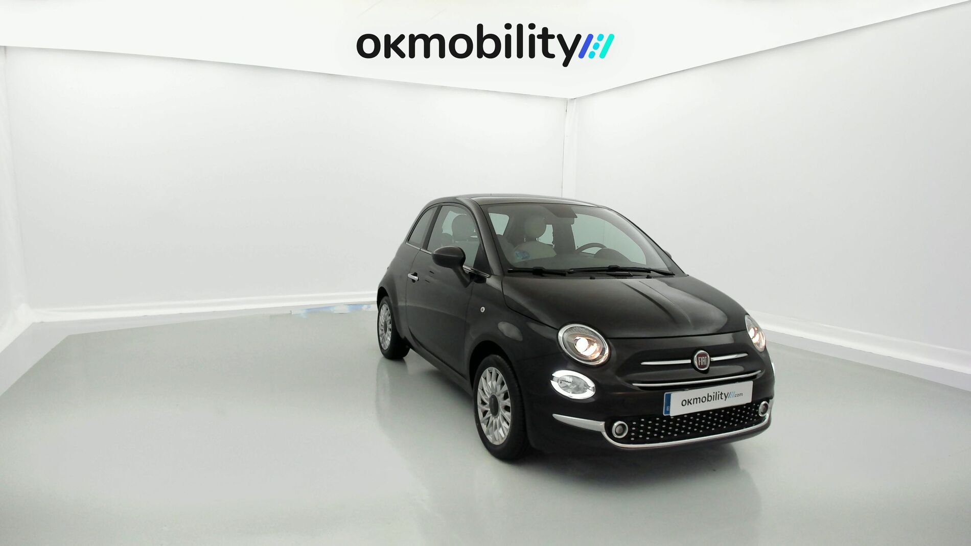 fiat 500 dolcevita 1.0 HYBRID 70 MHEV 2023 negro vesuvio 3
