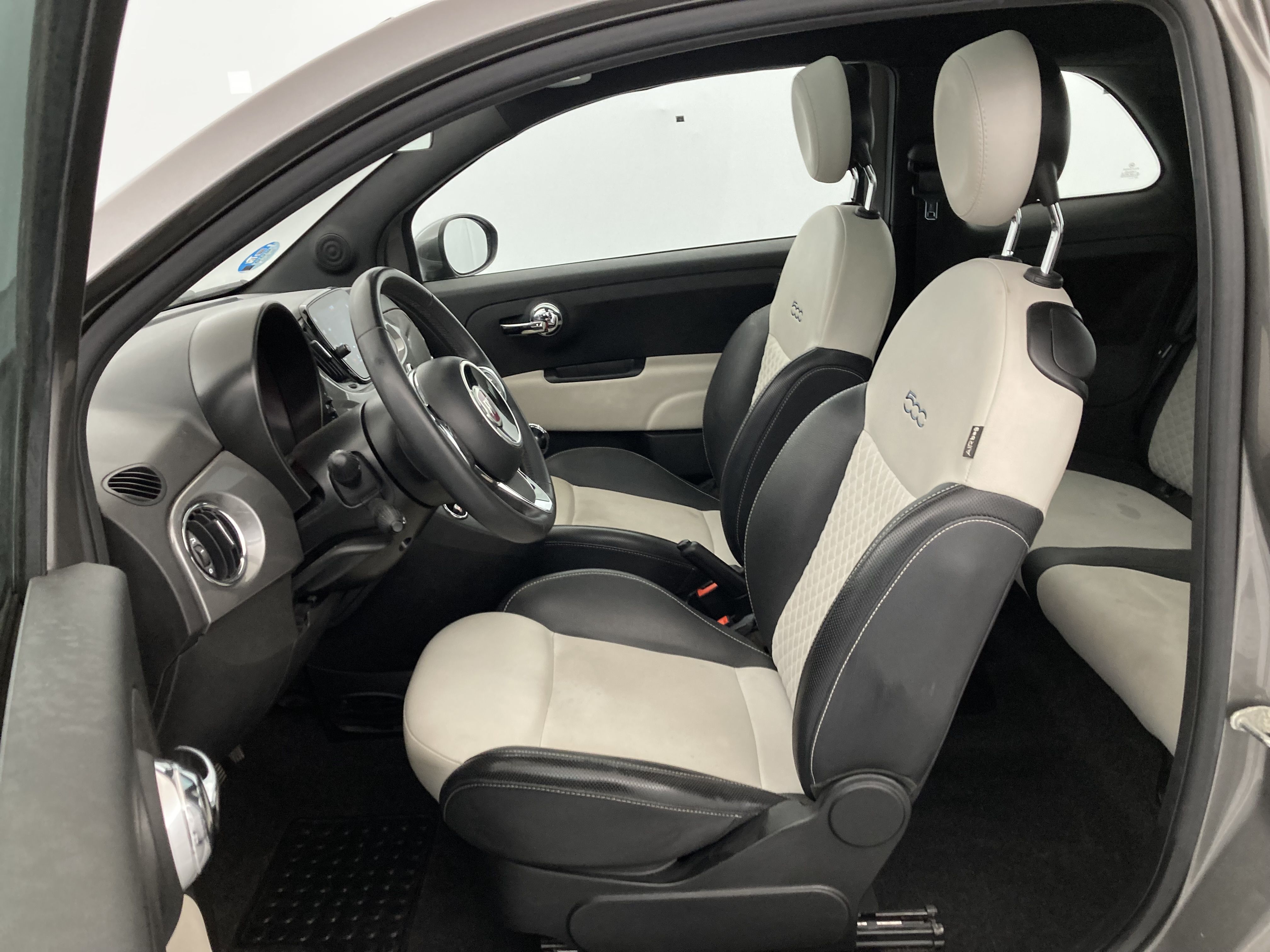 fiat 500 dolcevita 1.0 HYBRID 70 MHEV 2023 gris pompei 18