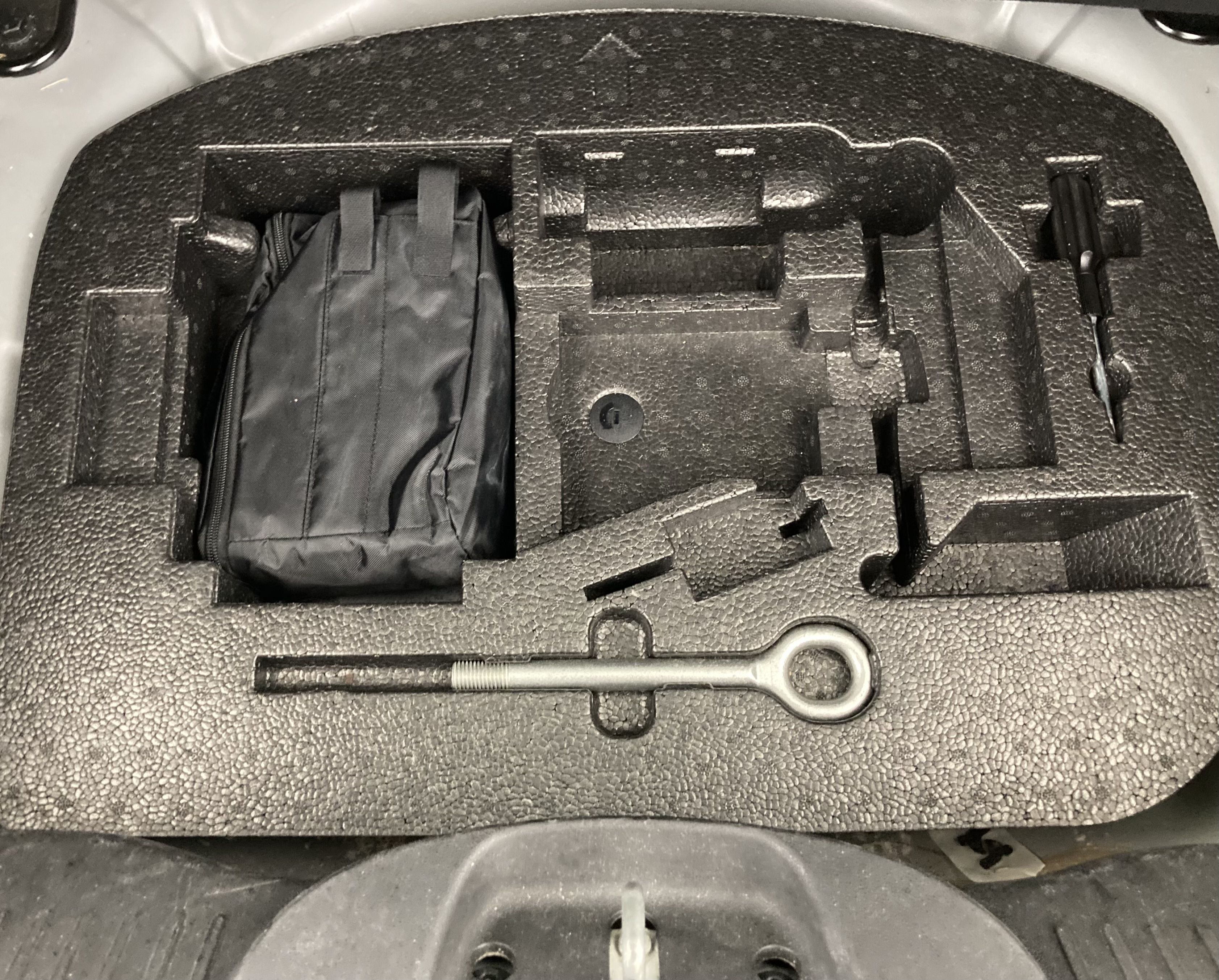 fiat 500 dolcevita 1.0 HYBRID 70 MHEV 2023 gris pompei 25