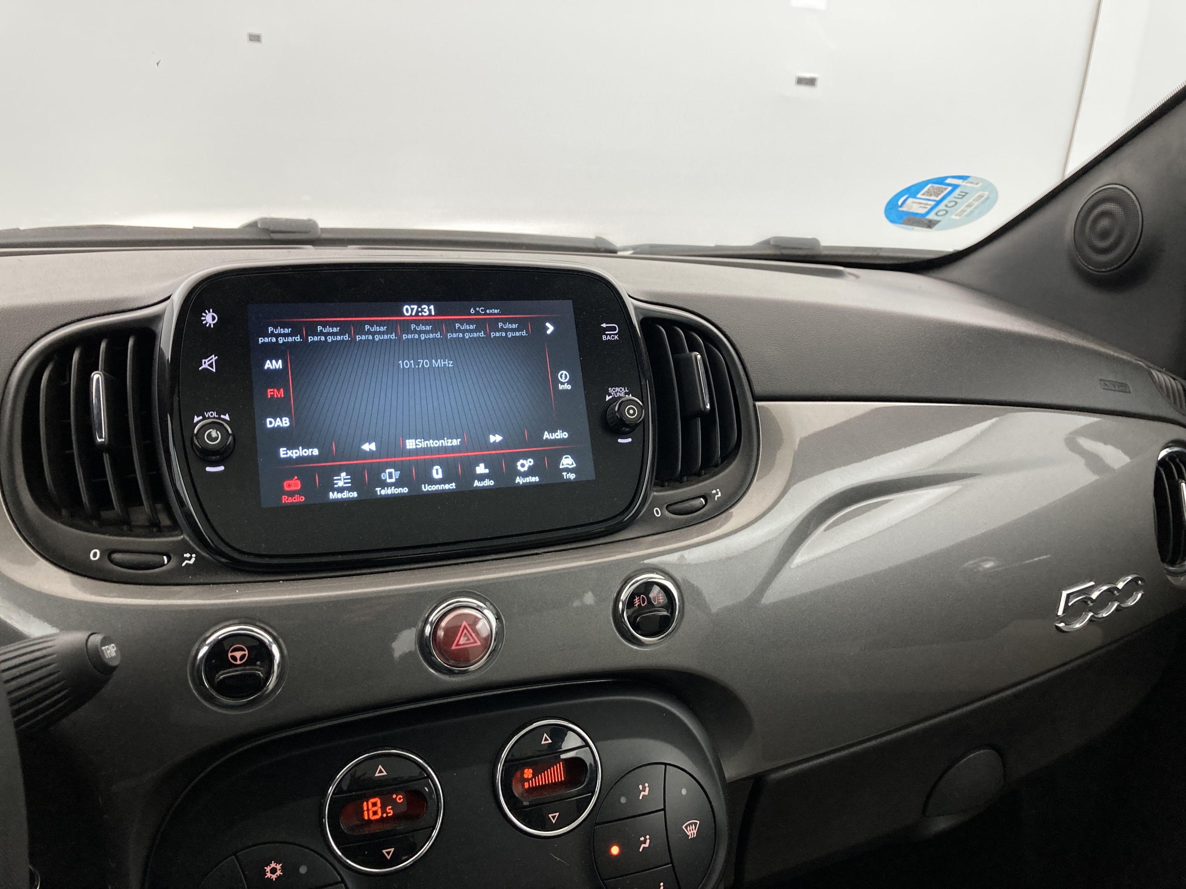 fiat 500 dolcevita 1.0 HYBRID 70 MHEV 2023 gris pompei 27