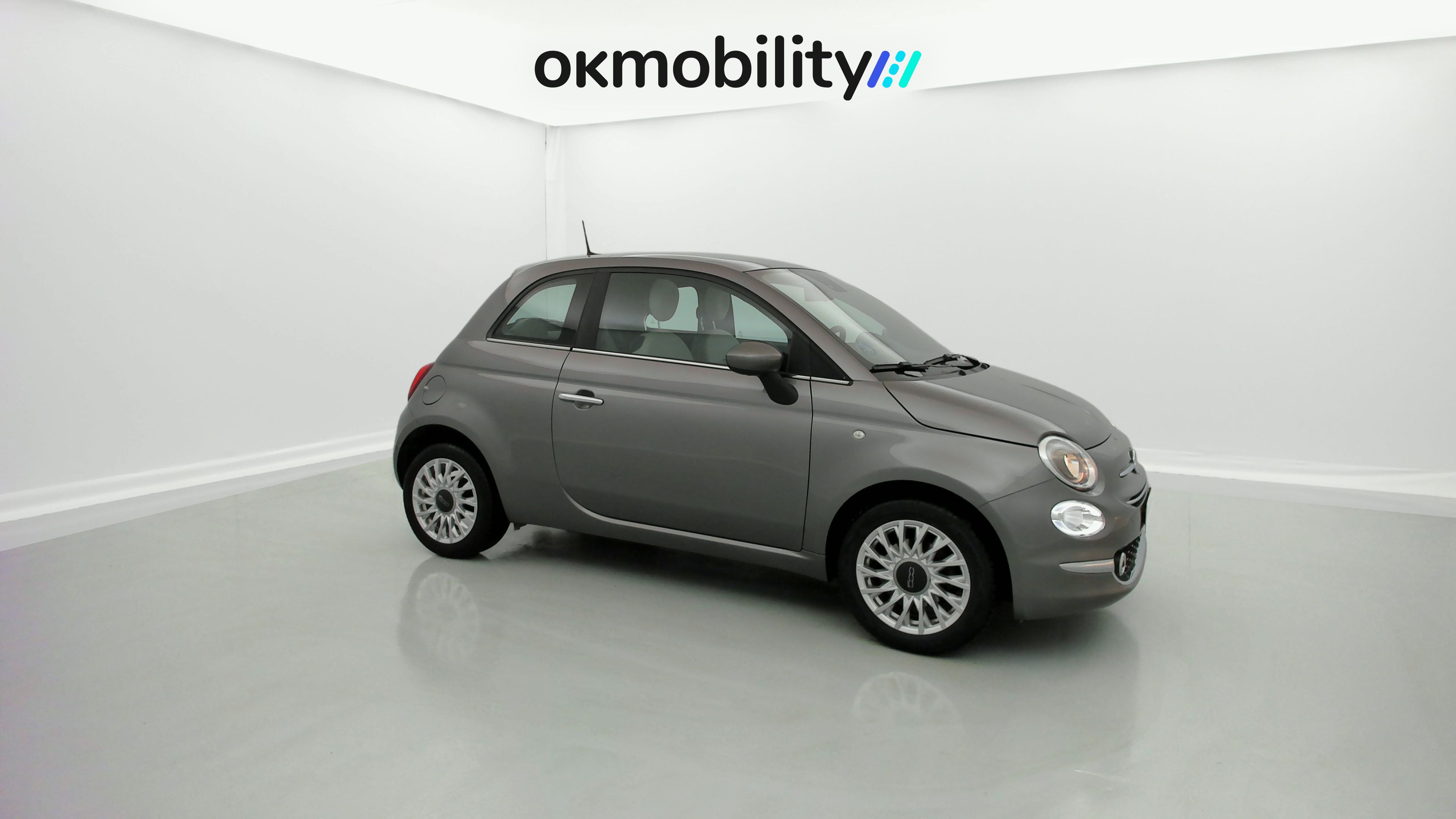 fiat 500 dolcevita 1.0 HYBRID 70 MHEV 2023 gris pompei 3