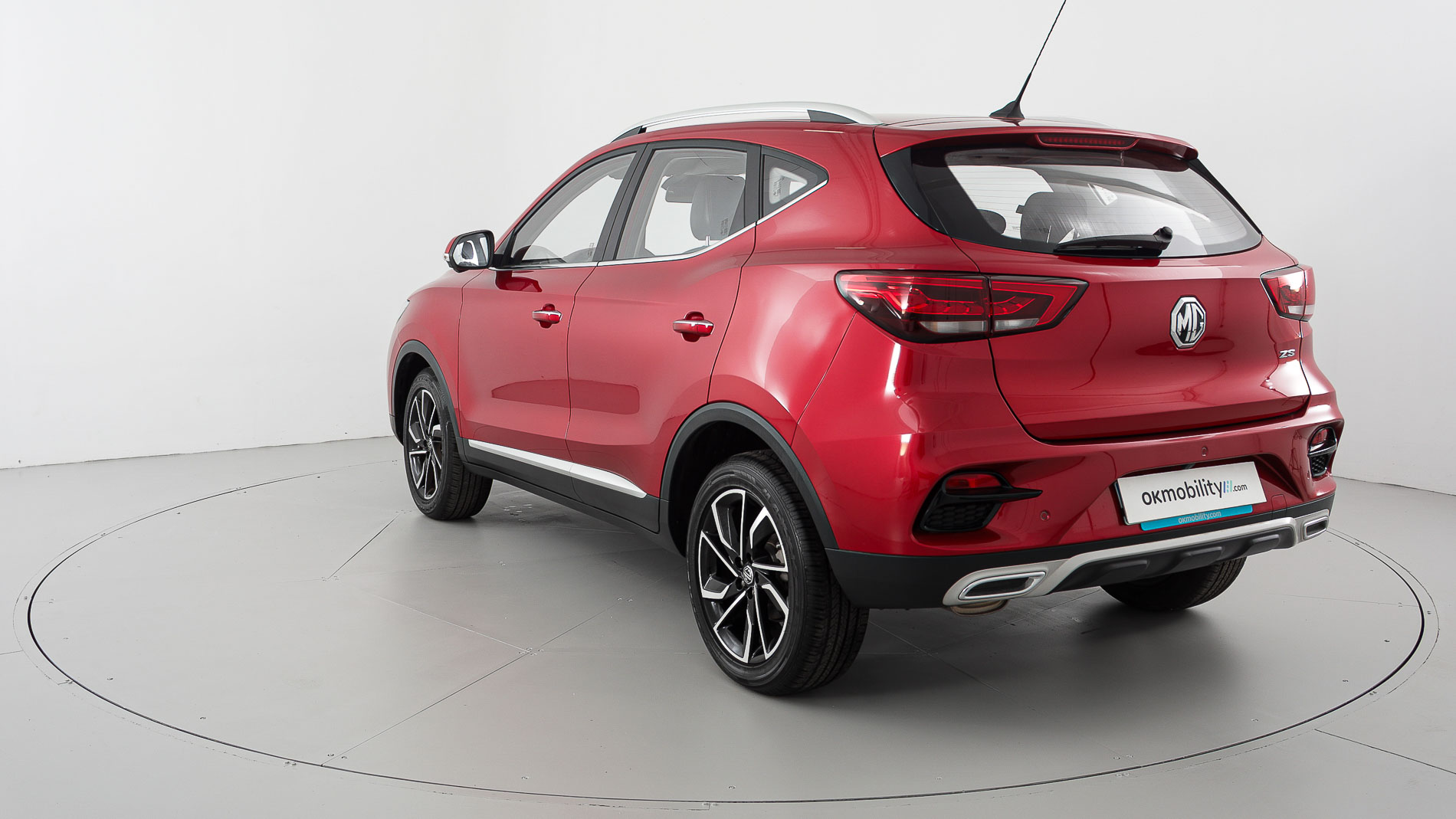 mg zs luxury 1.5 VTI-TECH 106 2024 diamond red 7
