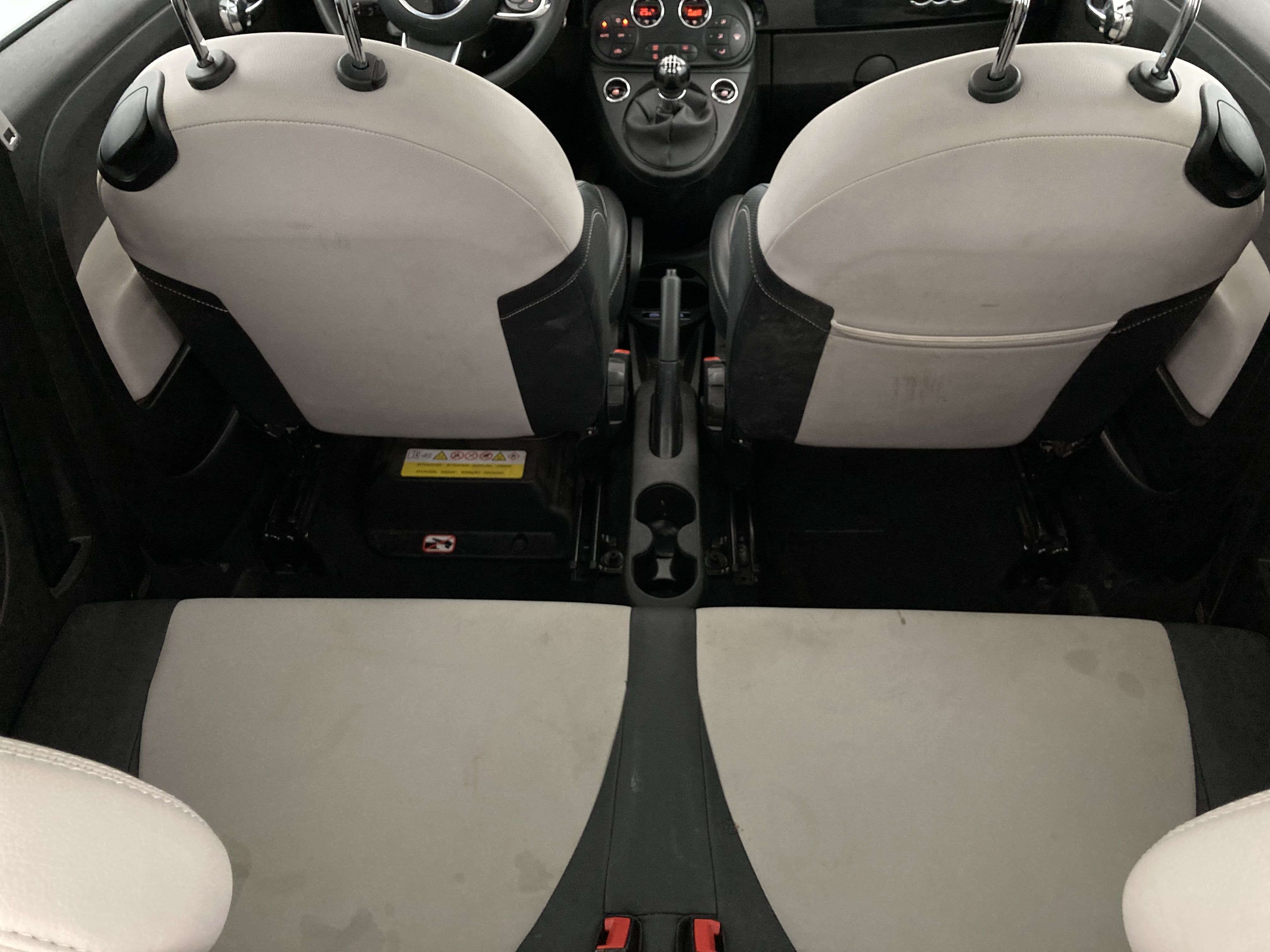 fiat 500 dolcevita 1.0 HYBRID 70 MHEV 2023 negro vesuvio 18