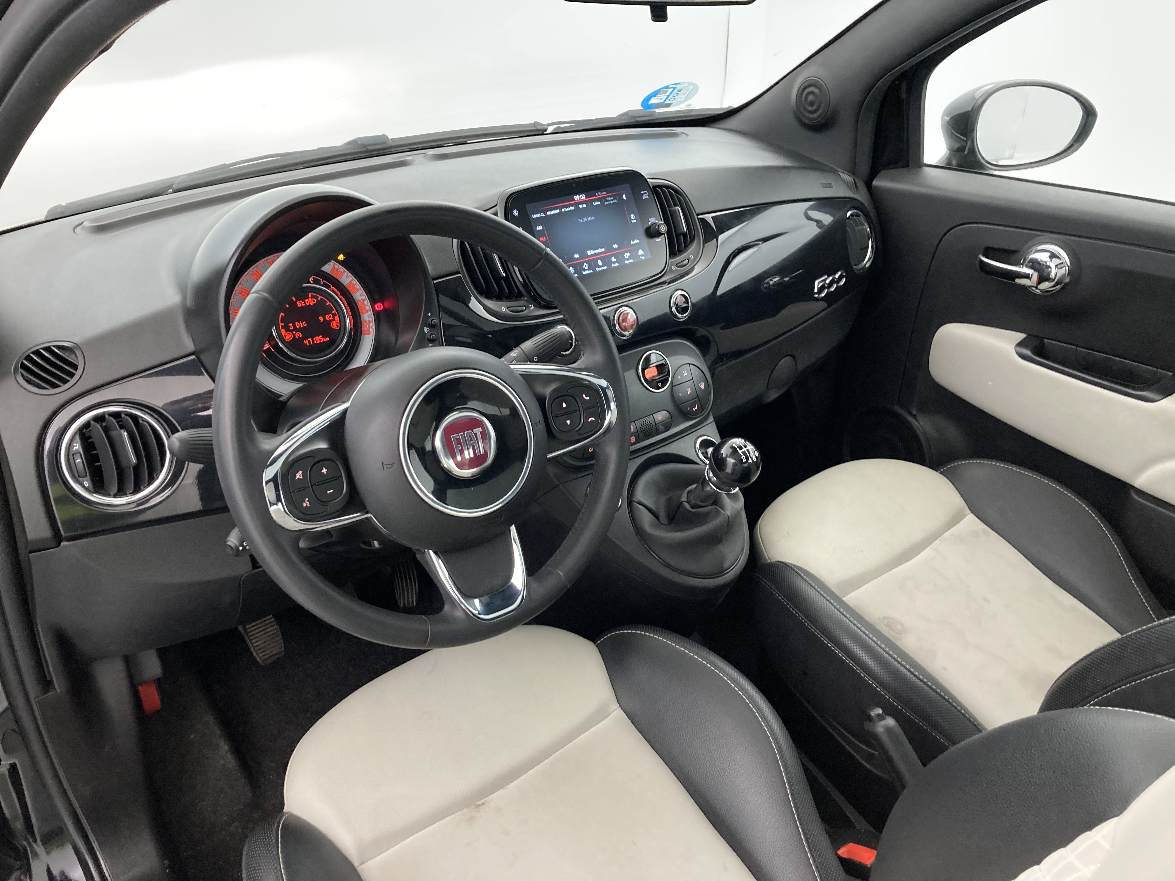 fiat 500 dolcevita 1.0 HYBRID 70 MHEV 2023 negro vesuvio 20