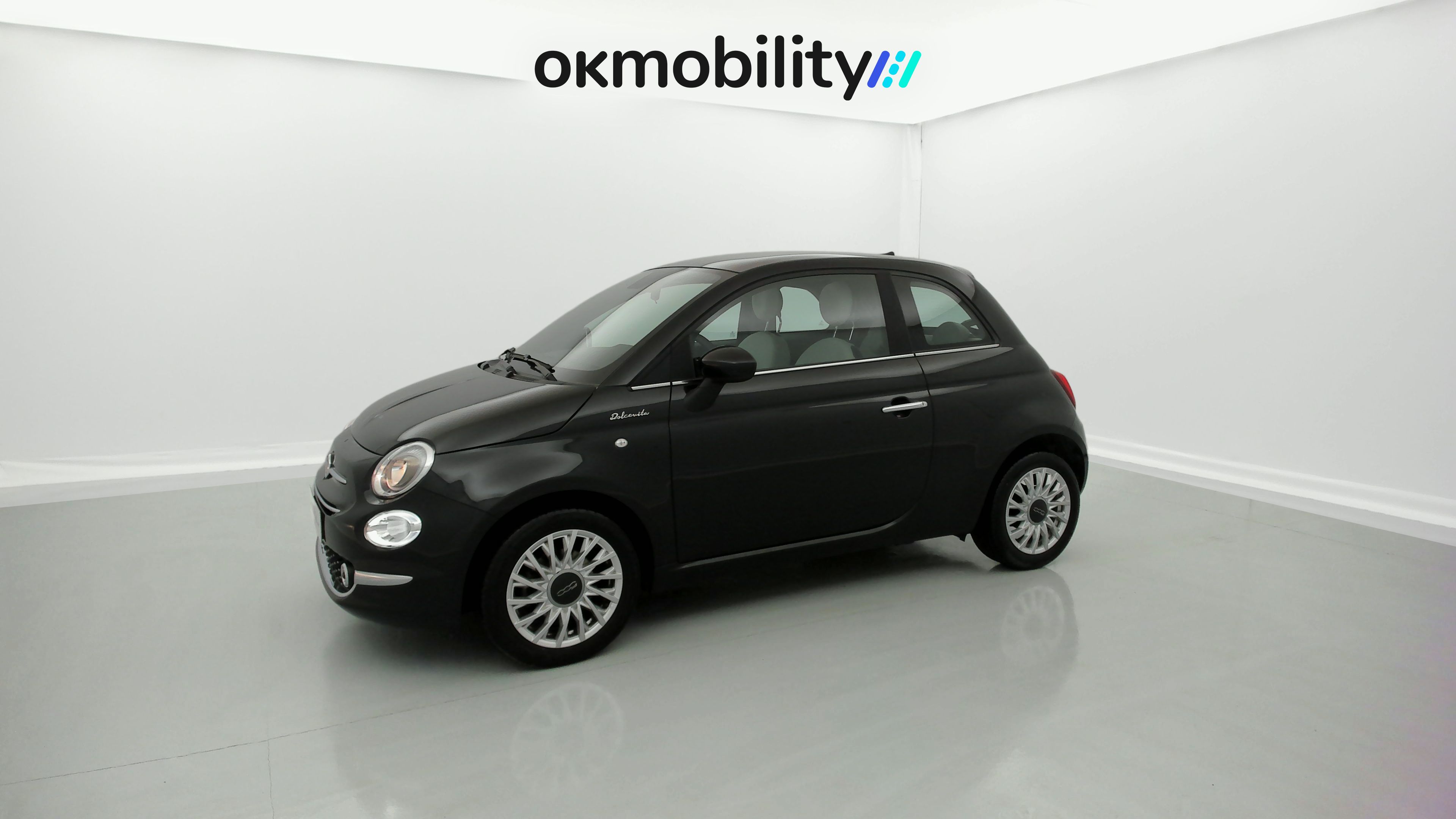 fiat 500 dolcevita 1.0 HYBRID 70 MHEV 2023 negro vesuvio 8