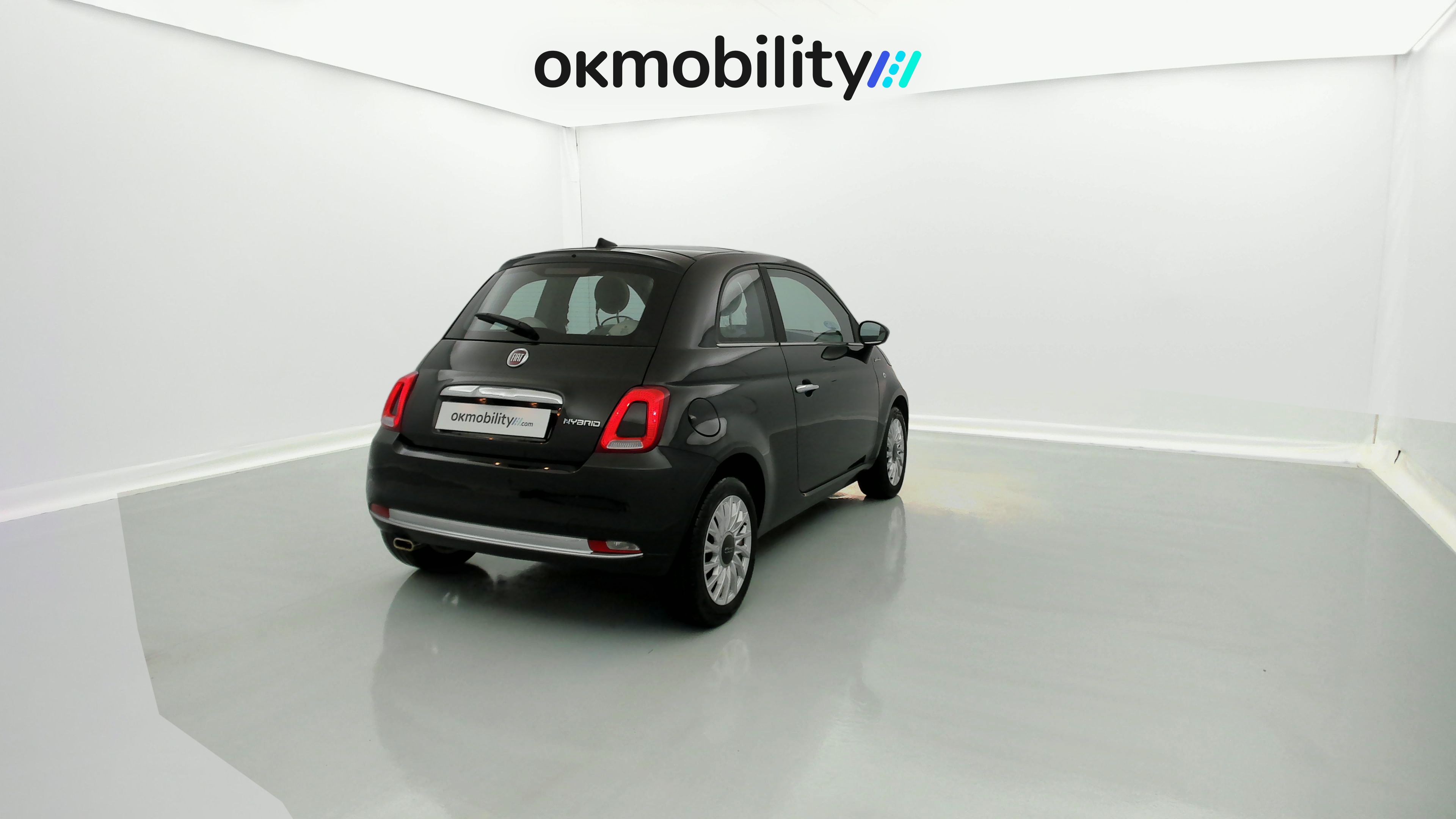 fiat 500 dolcevita 1.0 HYBRID 70 MHEV 2023 negro vesuvio 13