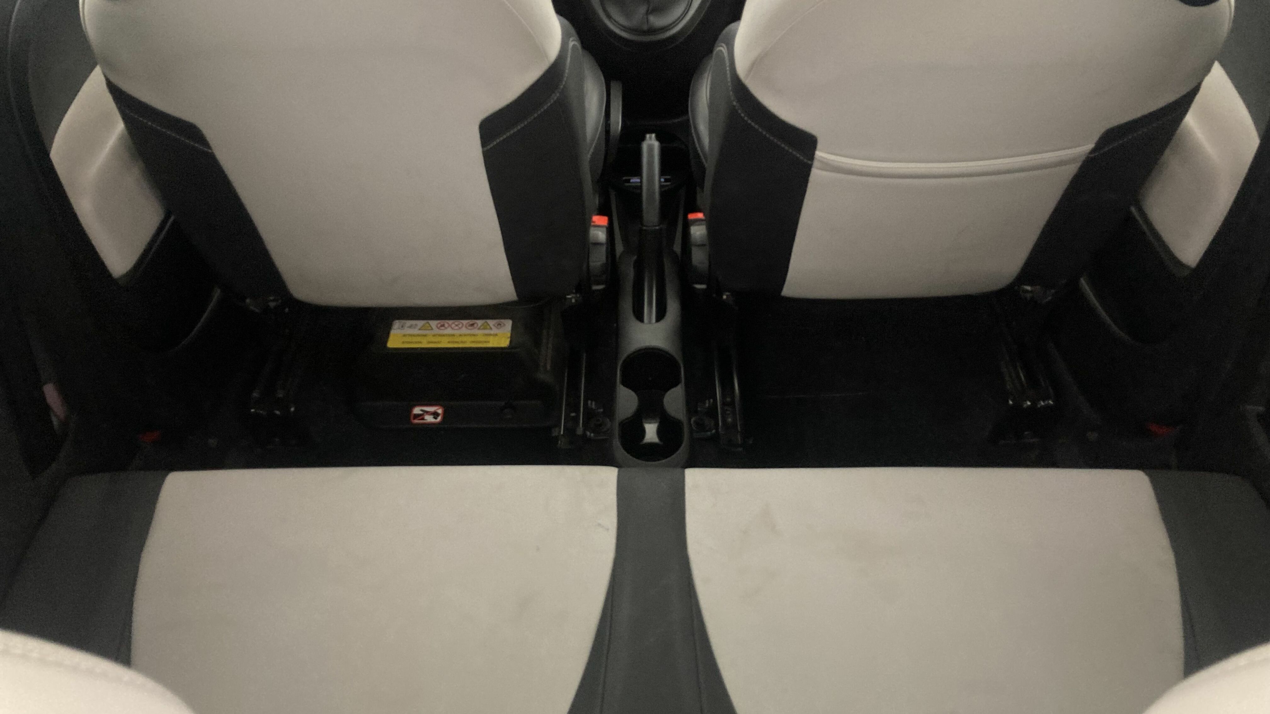 fiat 500 dolcevita 1.0 HYBRID 70 MHEV 2023 rojo passione 16