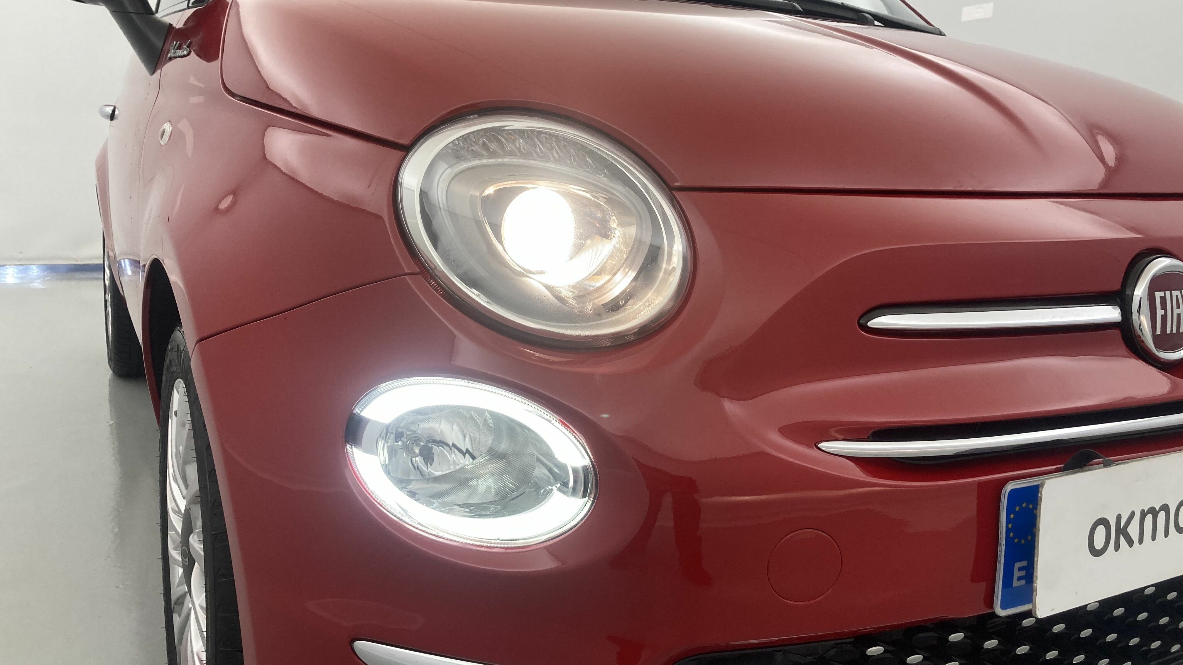 fiat 500 dolcevita 1.0 HYBRID 70 MHEV 2023 rojo passione 23