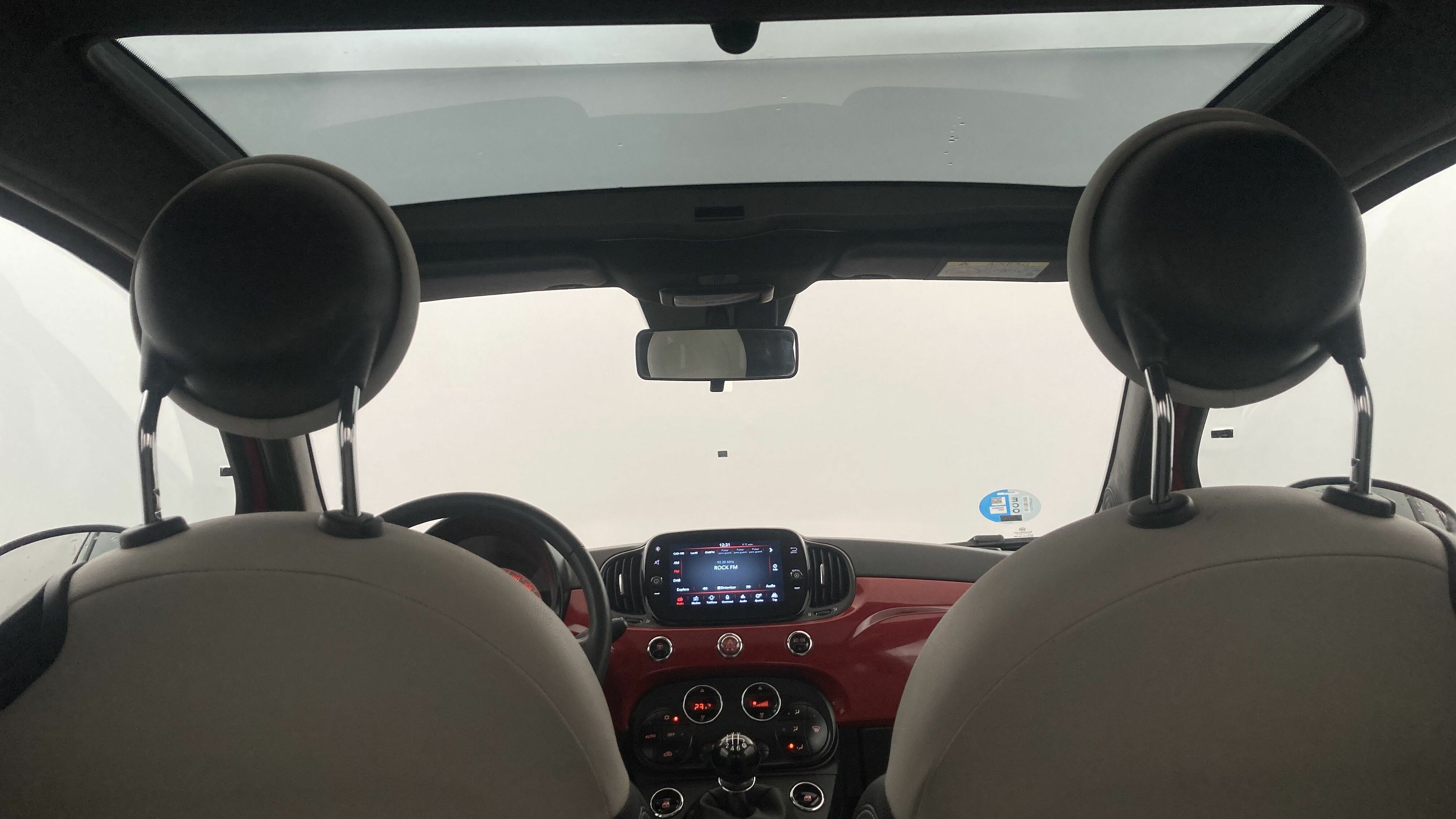 fiat 500 dolcevita 1.0 HYBRID 70 MHEV 2023 rojo passione 25