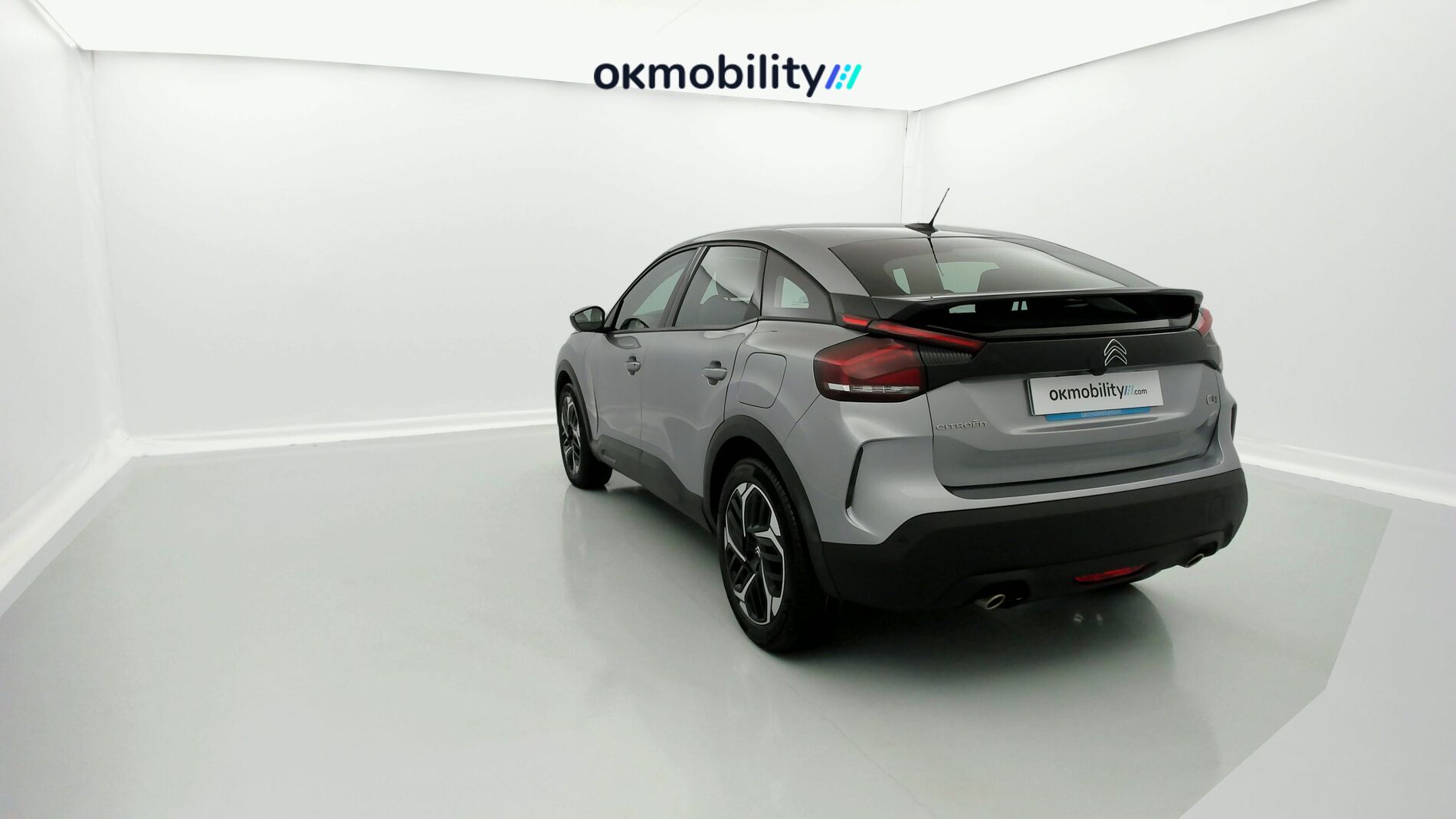 citroen c4 feel pack 1.2 PURETECH 130 2023 gris acero 9