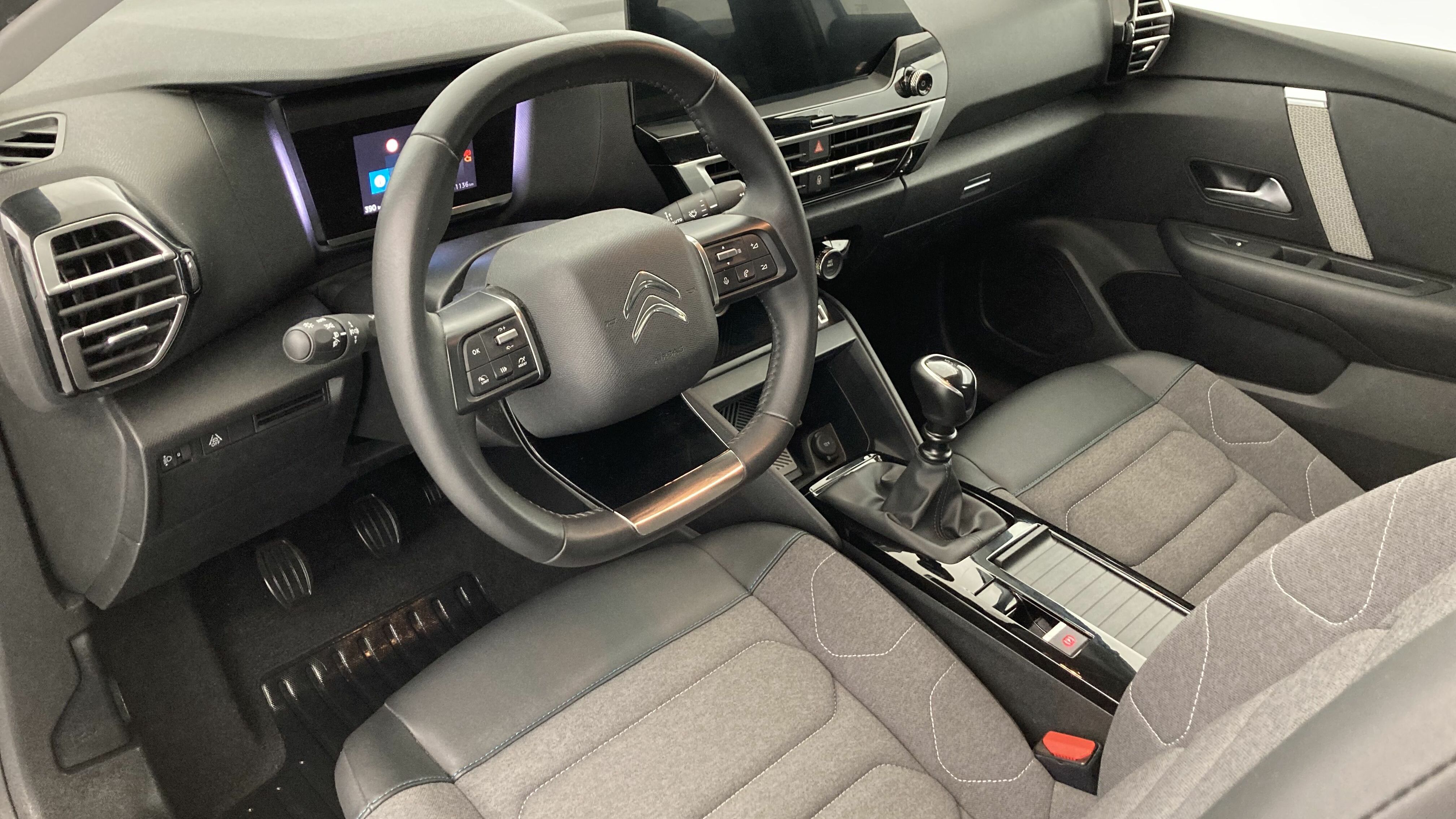 citroen c4 feel pack 1.2 PURETECH 130 2023 gris acero 15