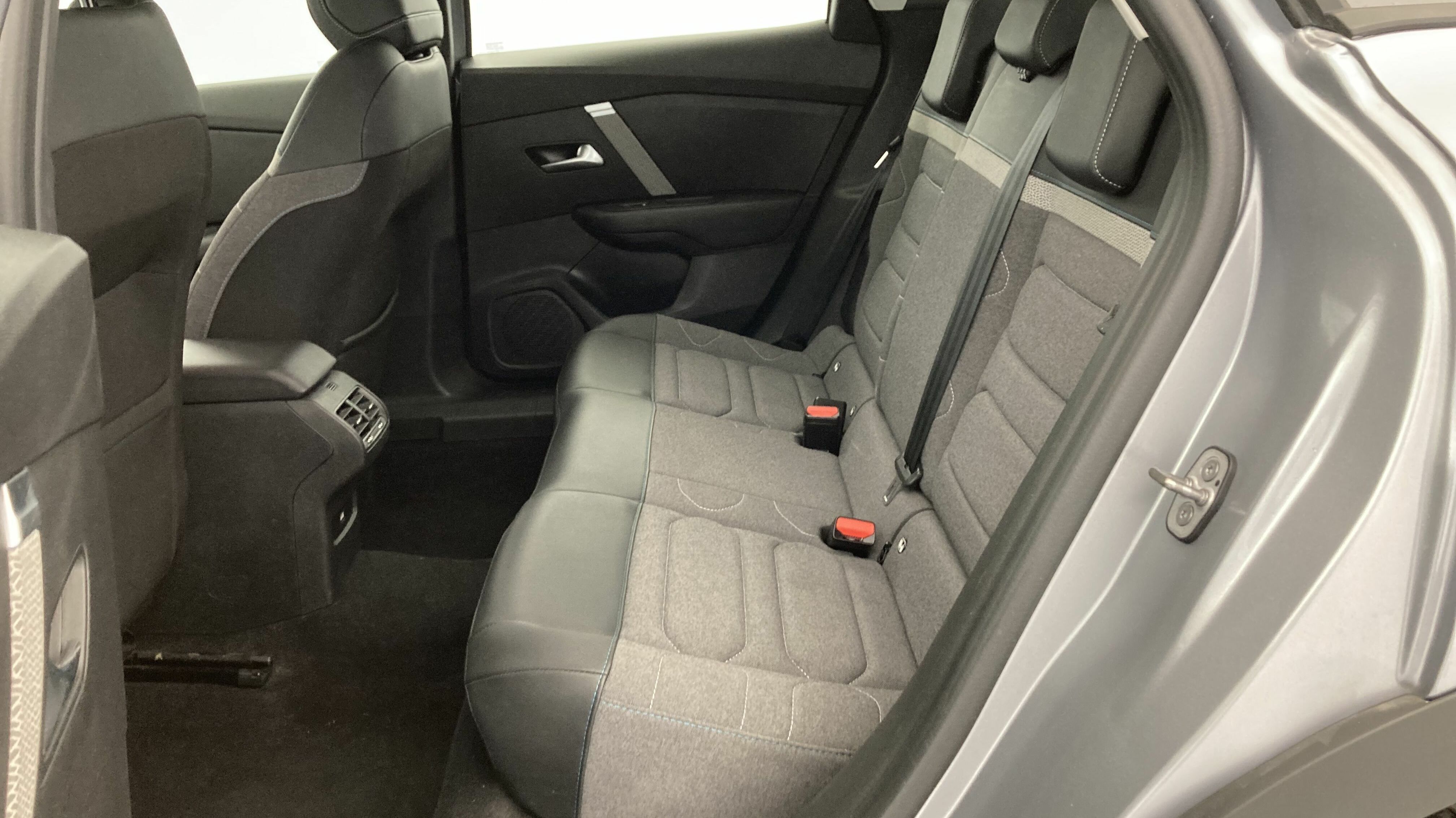 citroen c4 feel pack 1.2 PURETECH 130 2023 gris acero 20