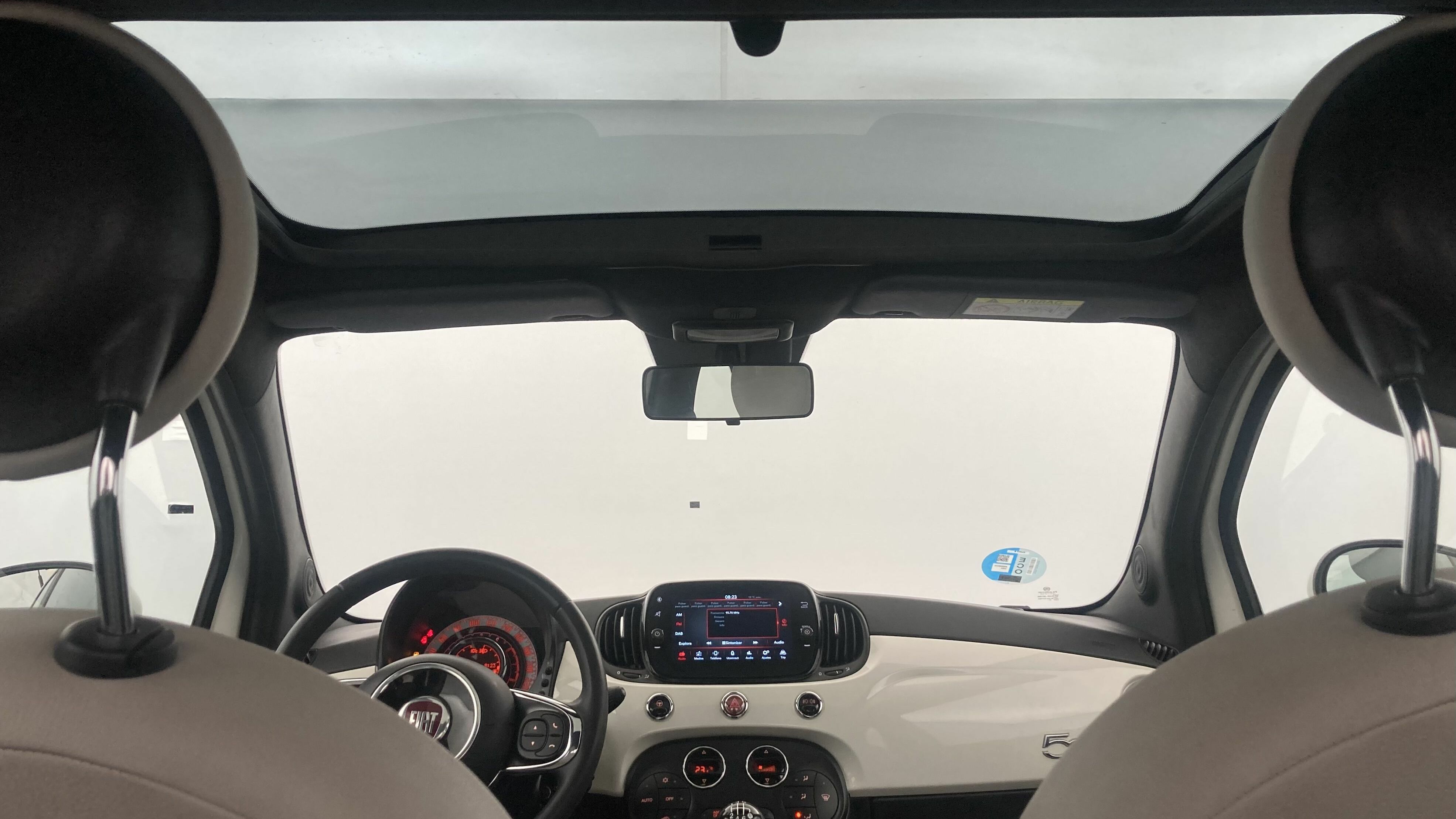 fiat 500 dolcevita 1.0 HYBRID 70 MHEV 2023 blanco gelato 31