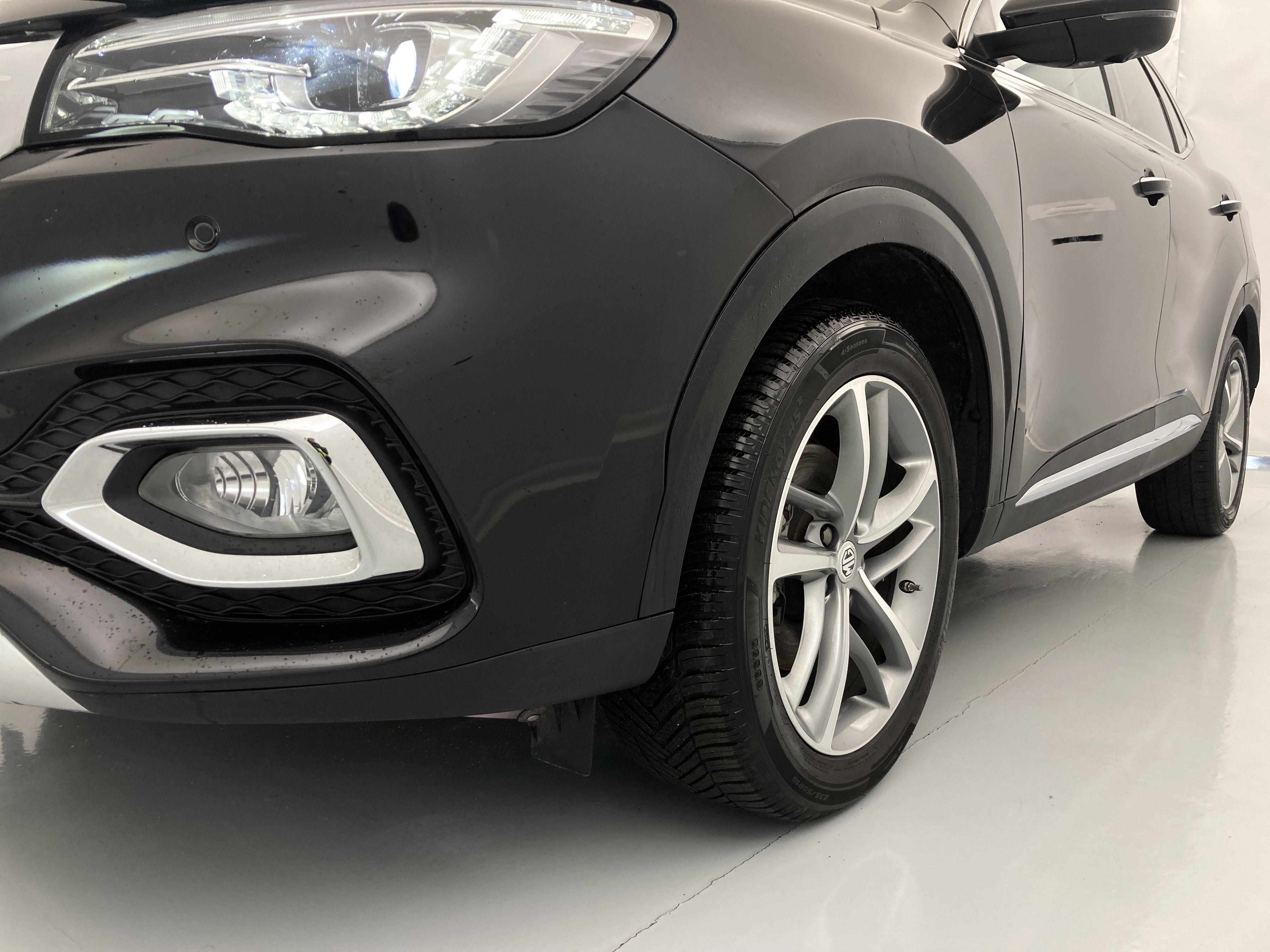 mg hs luxury 1.5 T-GDI 162 2023 pebble black 31